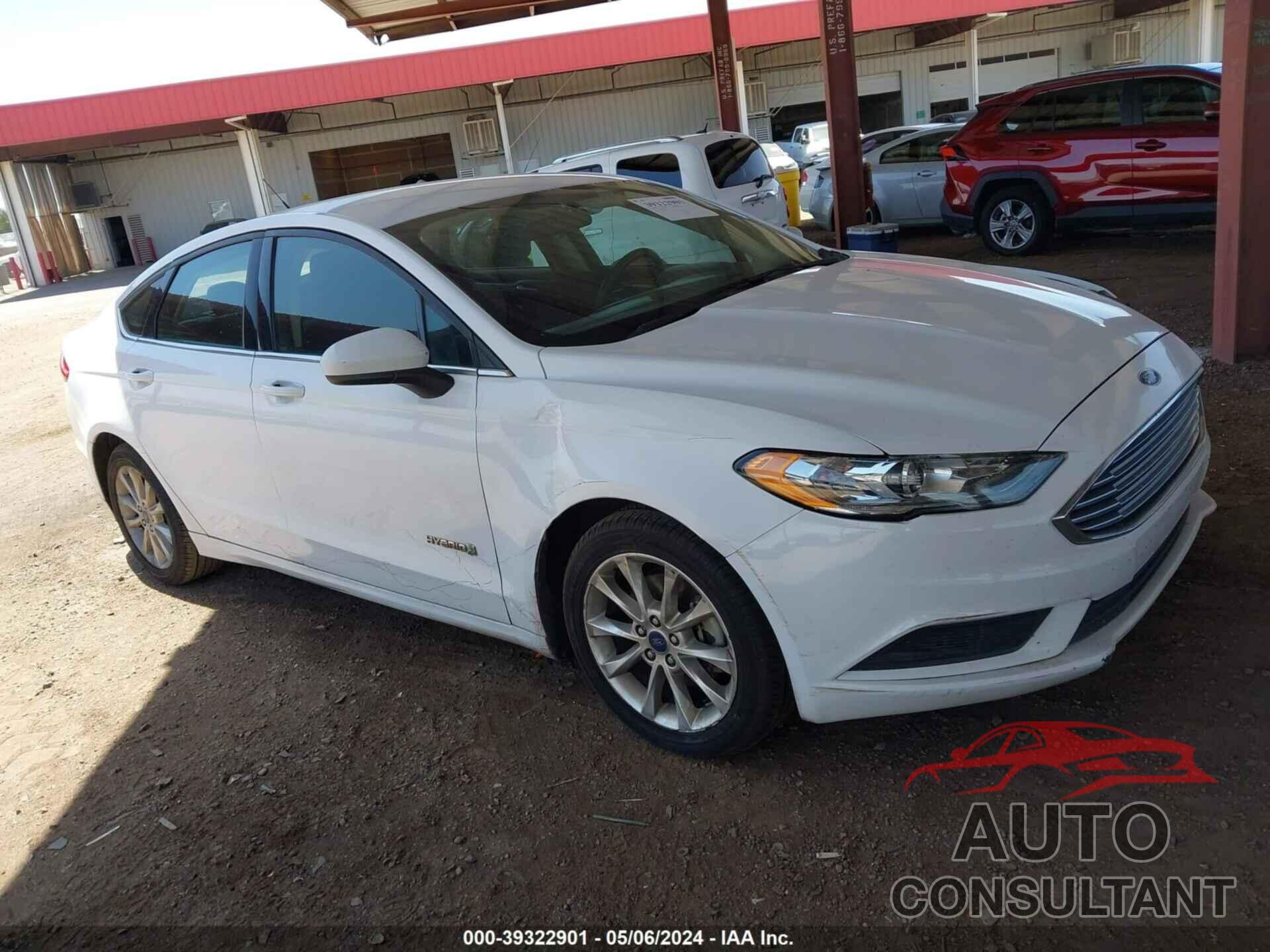 FORD FUSION HYBRID 2017 - 3FA6P0LU9HR266171