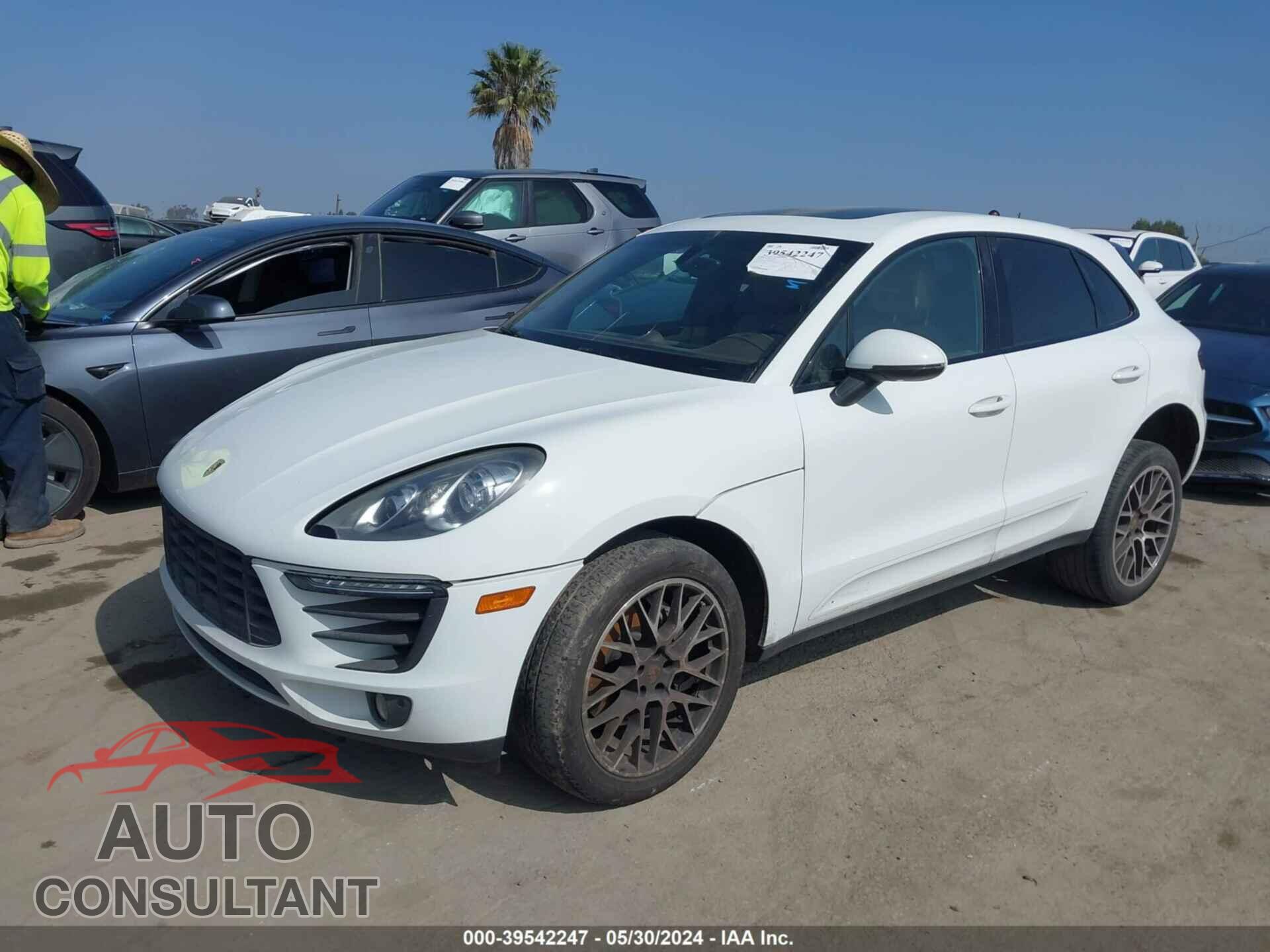 PORSCHE MACAN 2016 - WP1AB2A59GLB44674