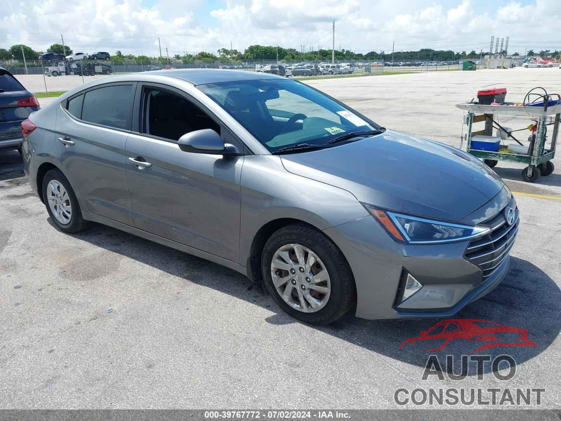 HYUNDAI ELANTRA 2019 - 5NPD74LF8KH474806