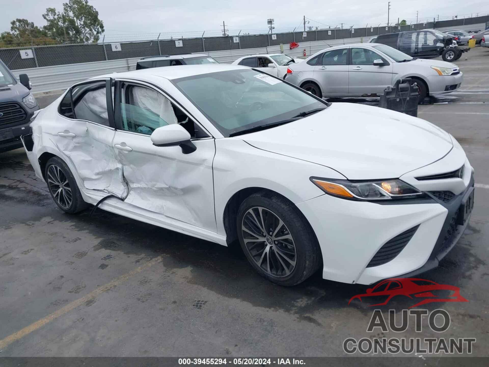 TOYOTA CAMRY 2020 - 4T1G11AK3LU508599