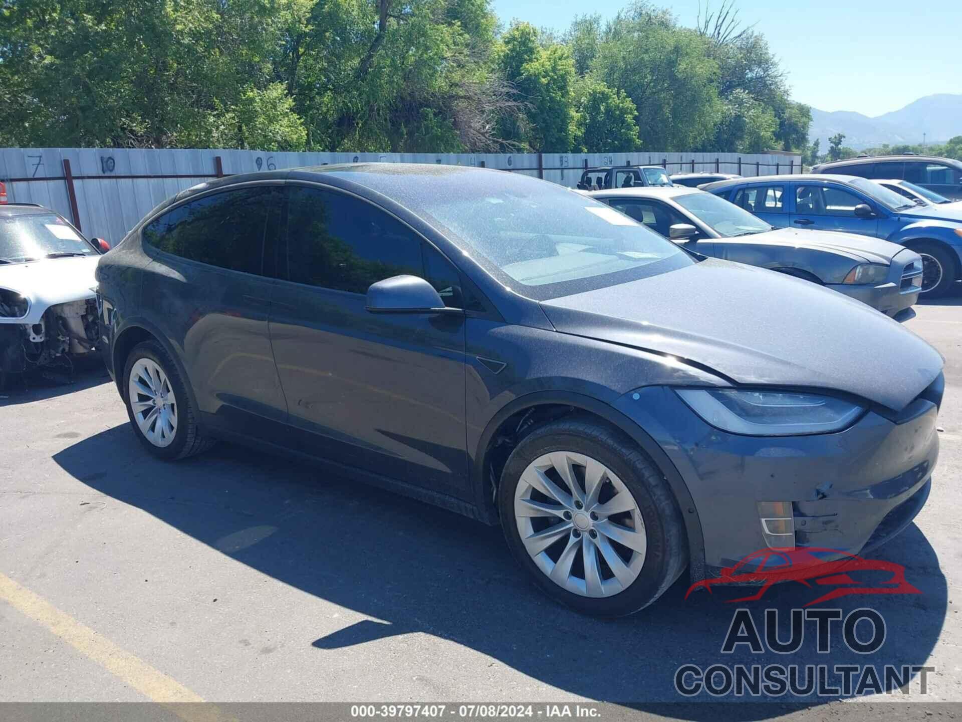 TESLA MODEL X 2016 - 5YJXCBE29GF008699