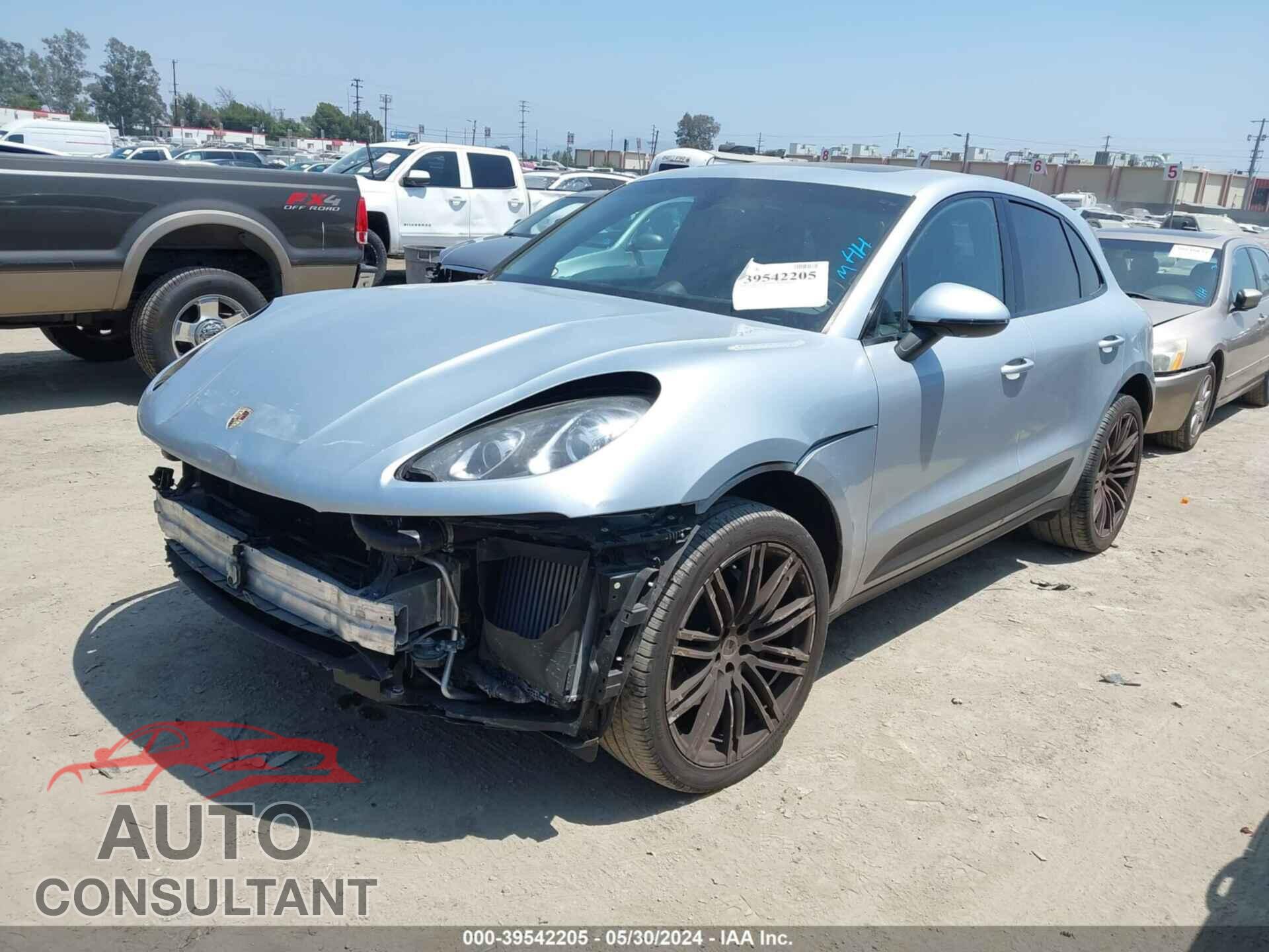 PORSCHE MACAN 2016 - WP1AB2A57GLB42955