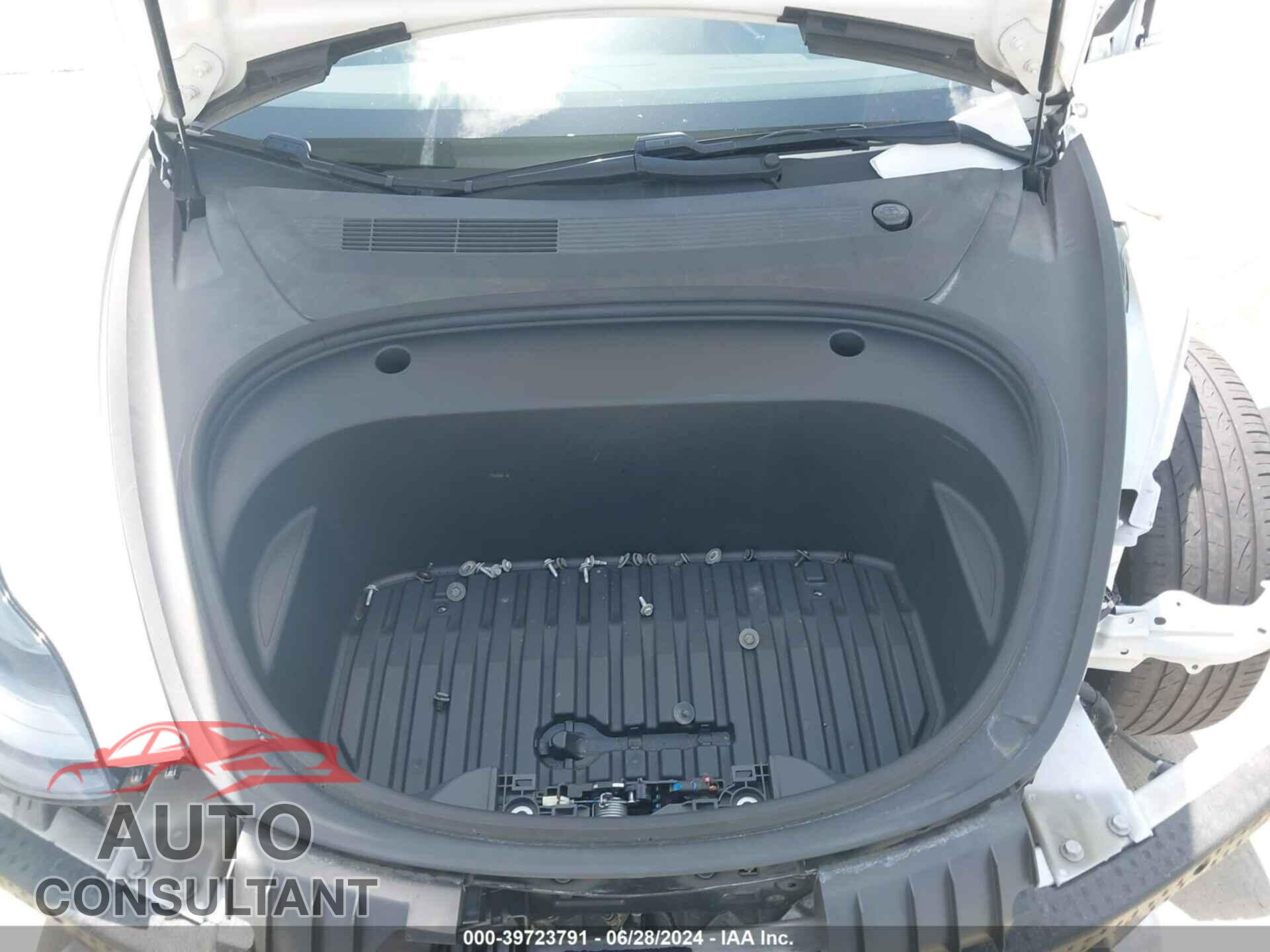 TESLA MODEL 3 2021 - 5YJ3E1EA2MF060603