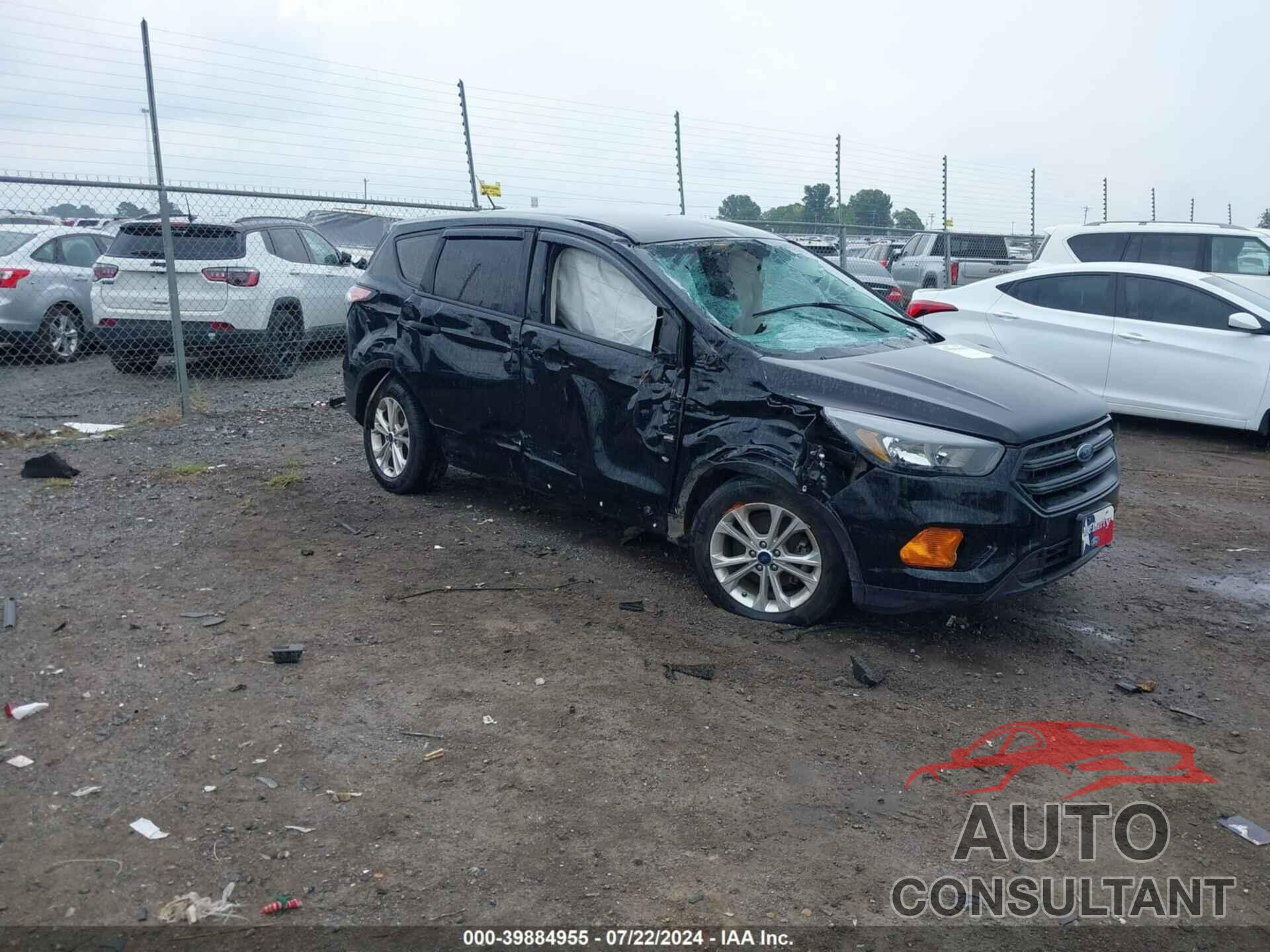 FORD ESCAPE 2018 - 1FMCU0F77JUB11690