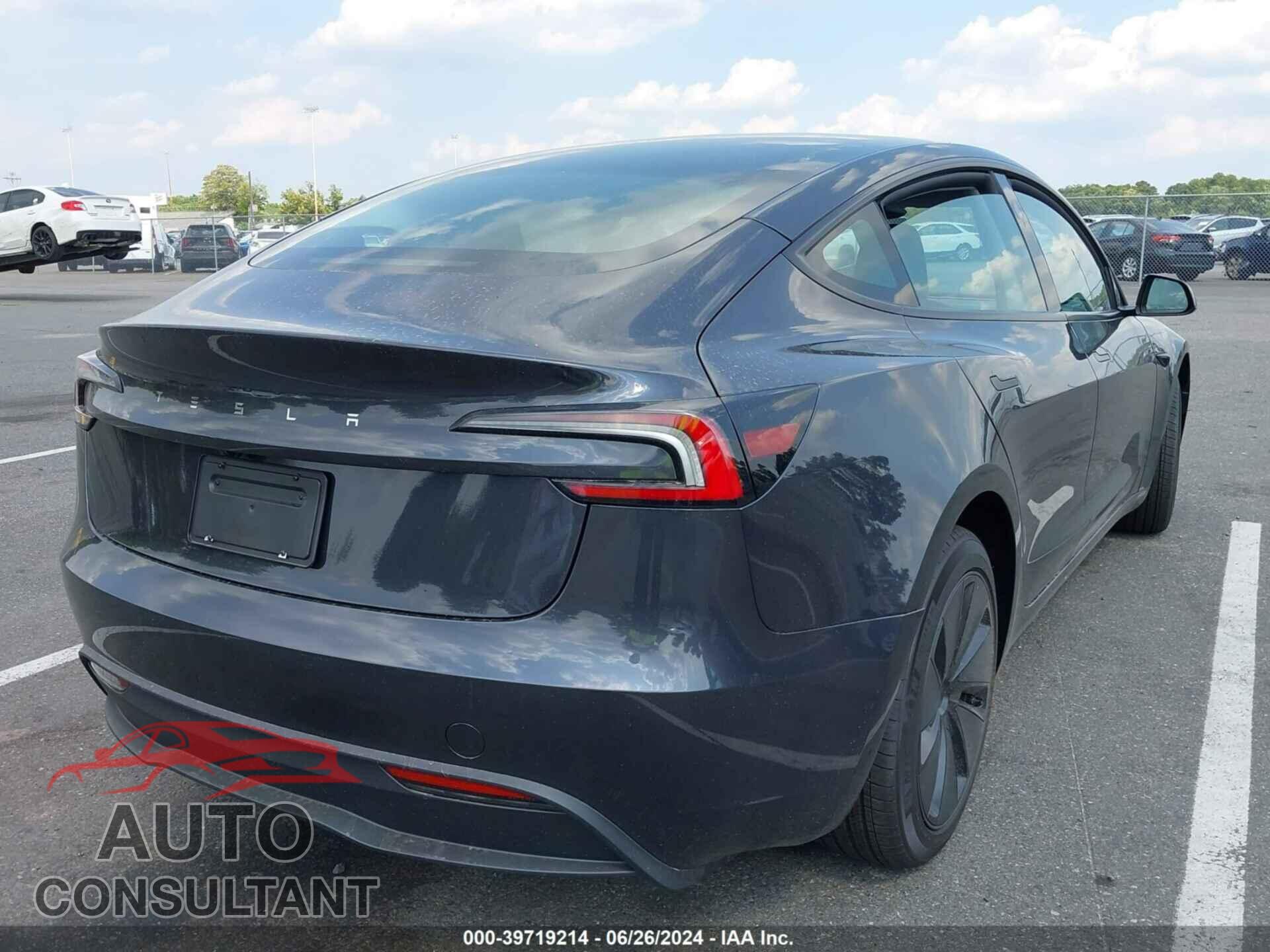 TESLA MODEL 3 2024 - 5YJ3E1EA2RF773444