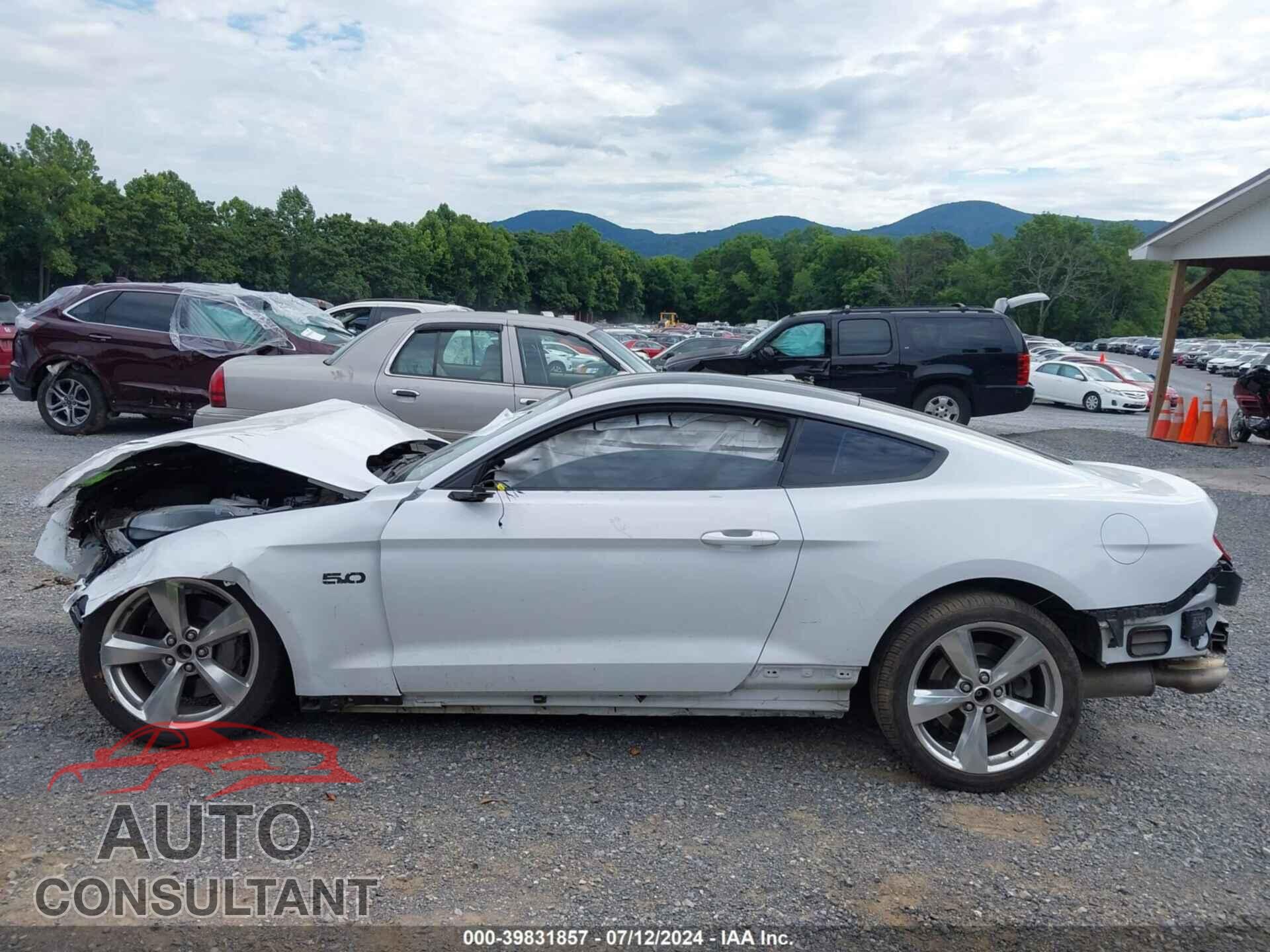 FORD MUSTANG 2021 - 1FA6P8CF8M5146357
