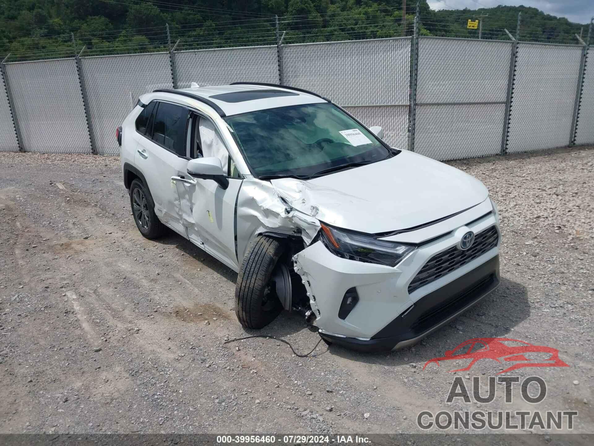 TOYOTA RAV4 HYBRID 2024 - JTMD6RFV3RJ049658