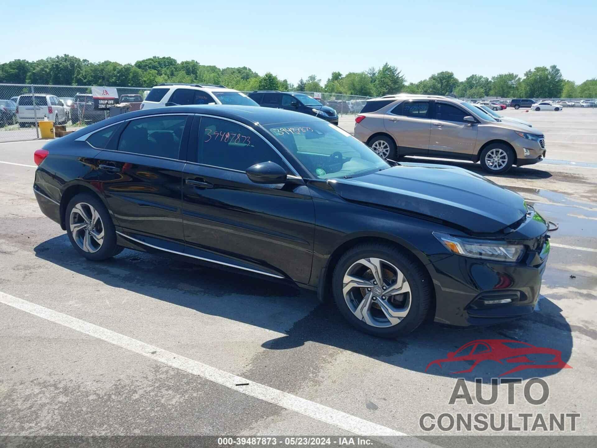 HONDA ACCORD 2018 - 1HGCV1F44JA113719