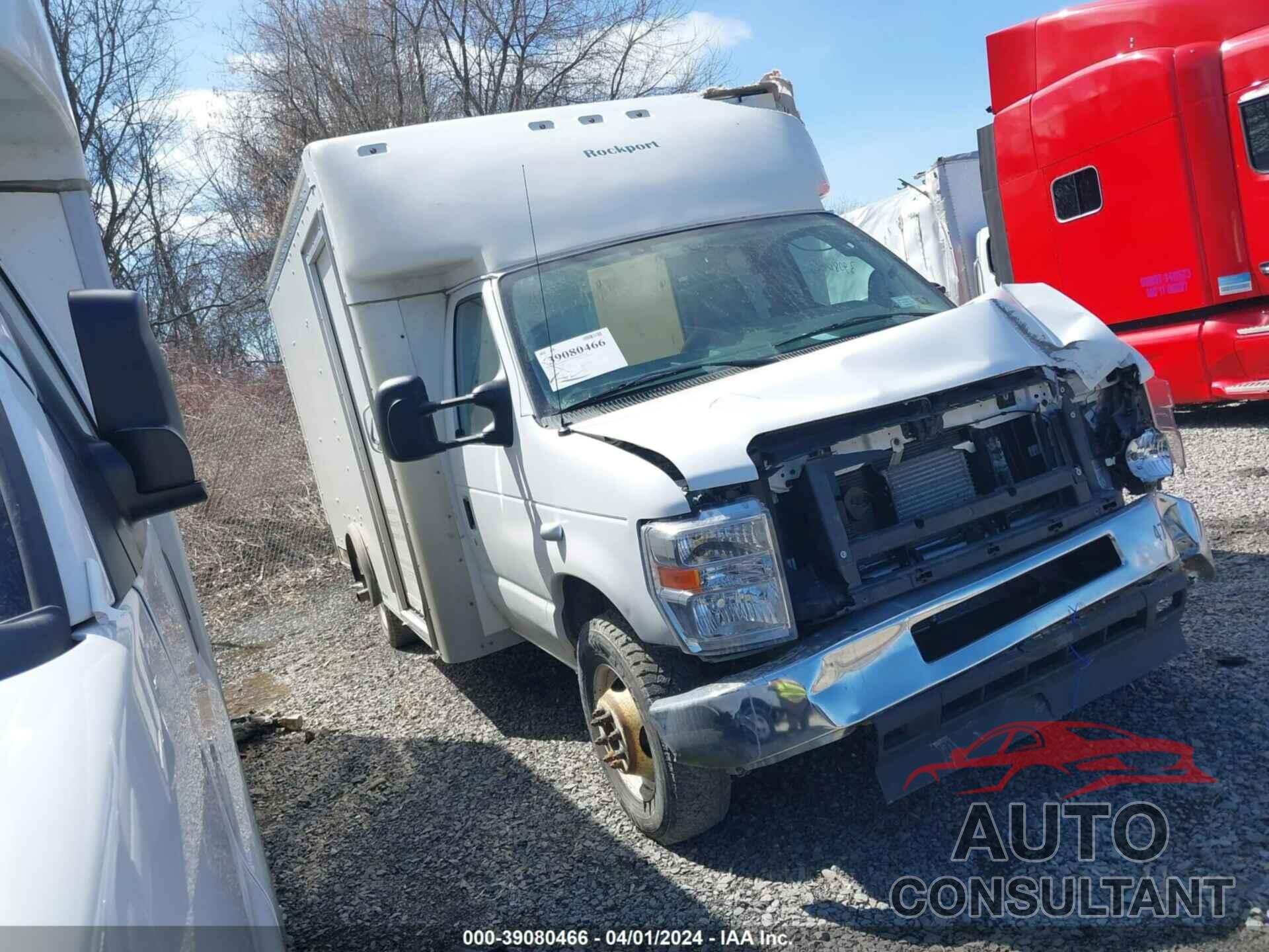 FORD E-350 CUTAWAY 2022 - 1FDWE3FK1NDC21558