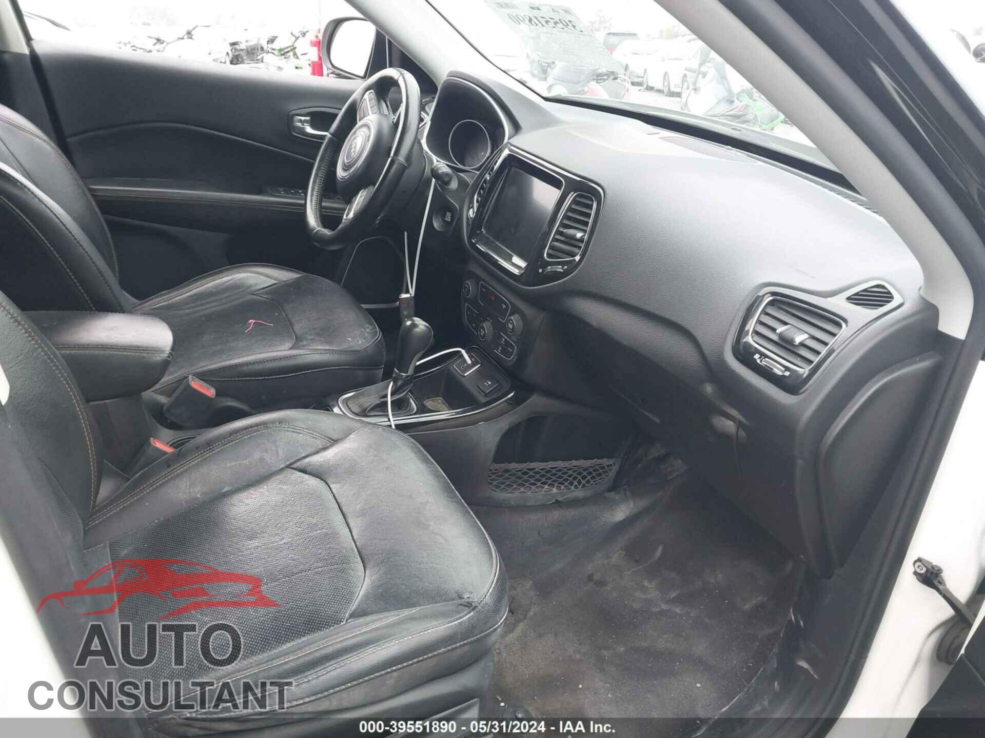 JEEP COMPASS 2020 - 3C4NJCCB5LT150596