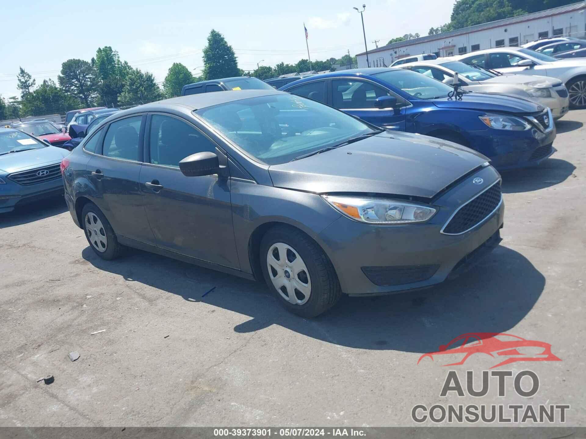 FORD FOCUS 2018 - 1FADP3E22JL274914