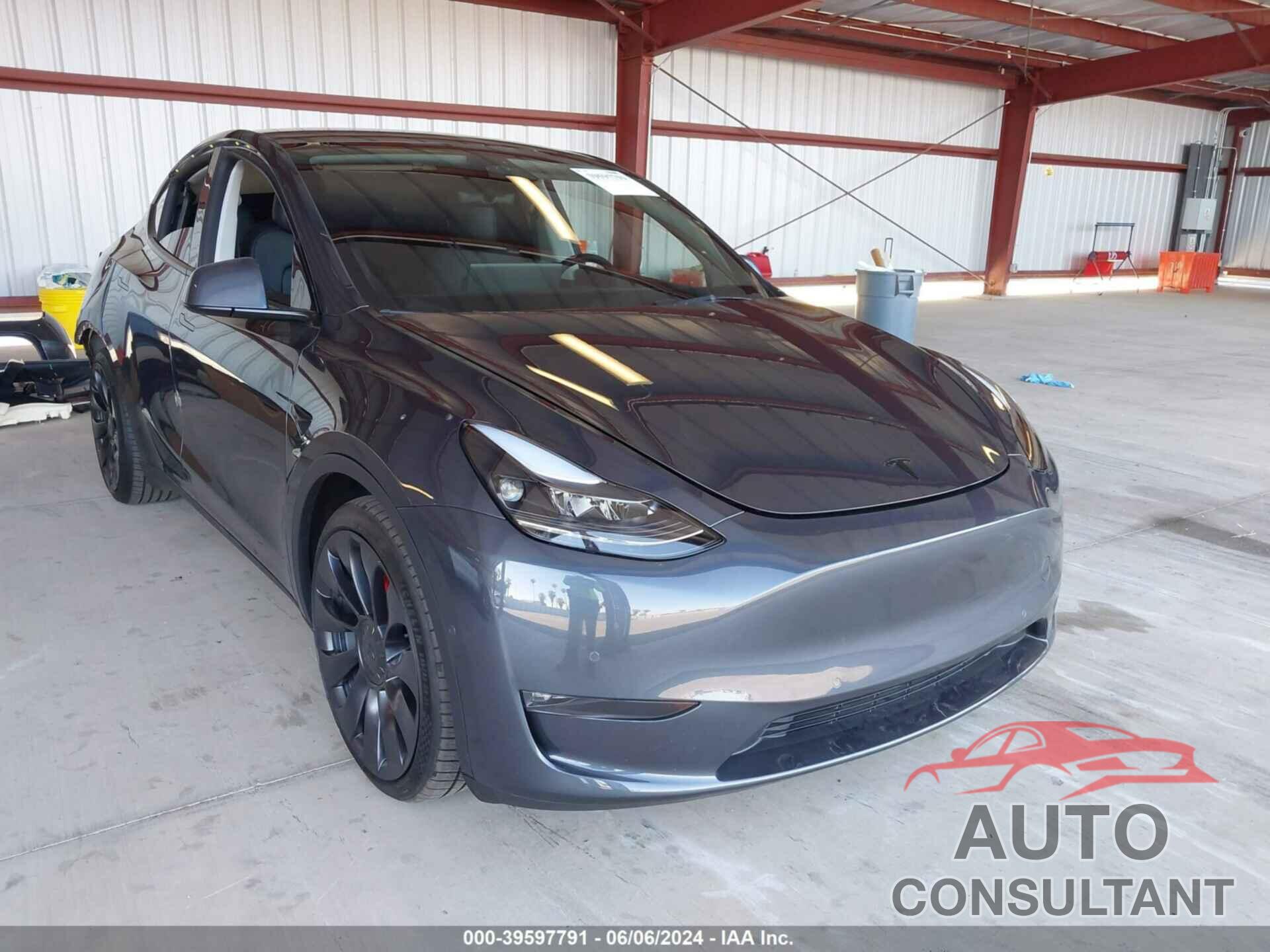 TESLA MODEL Y 2022 - 7SAYGDEF9NF492316