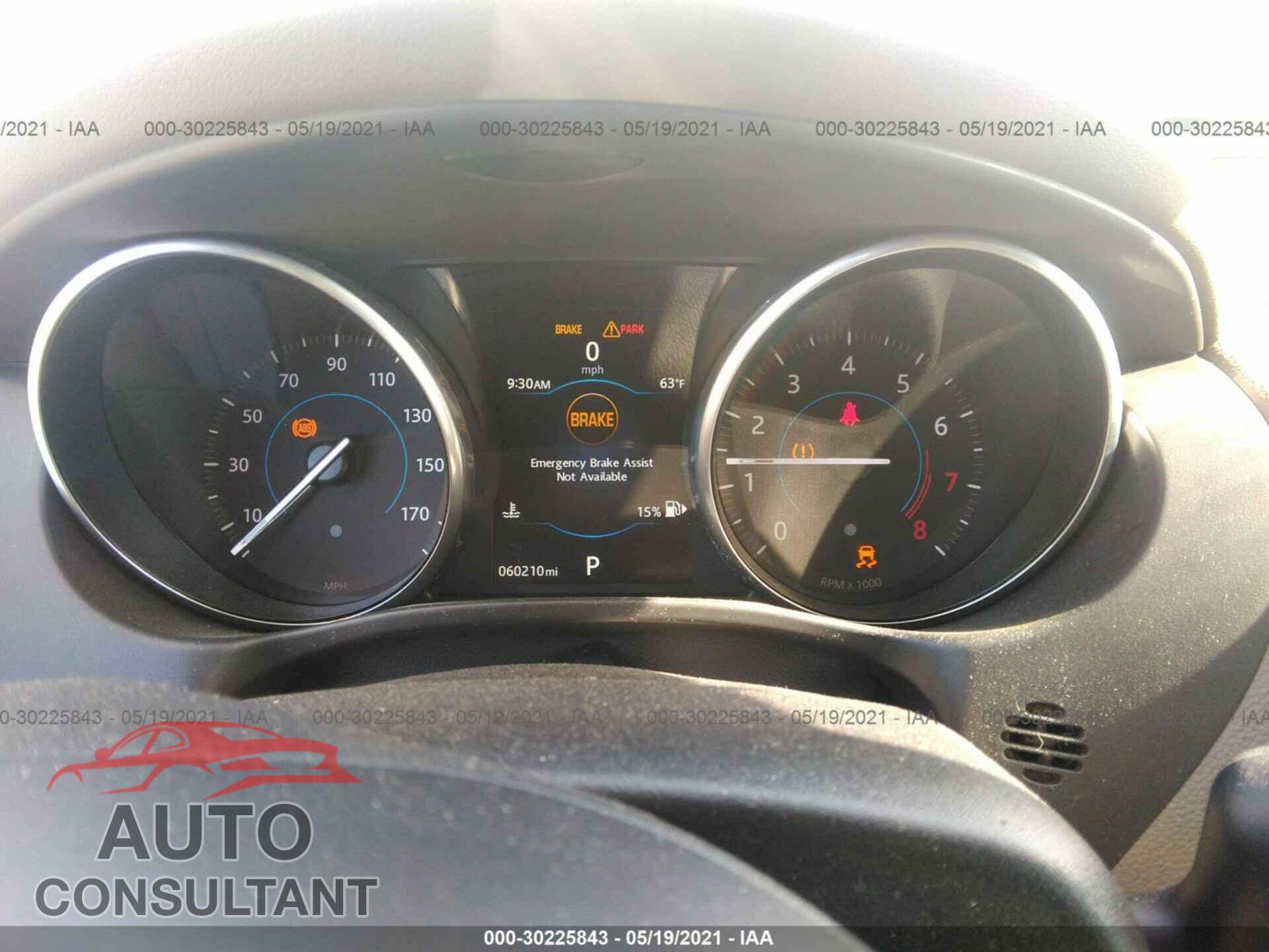 JAGUAR XE 2017 - SAJAD4BG2HA976024