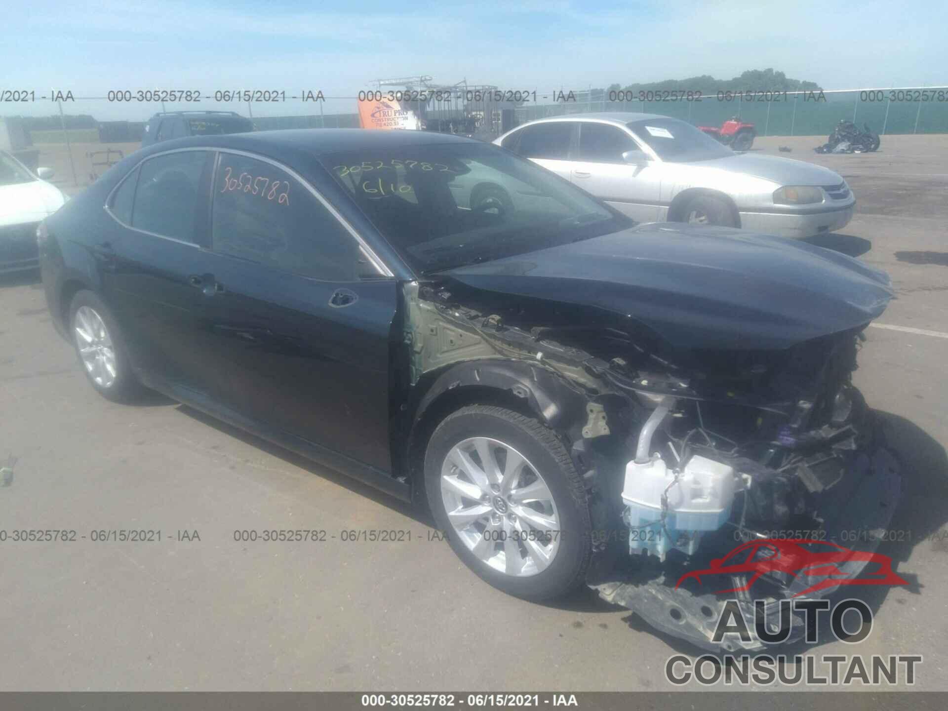 TOYOTA CAMRY 2019 - 4T1B11HK8KU692100