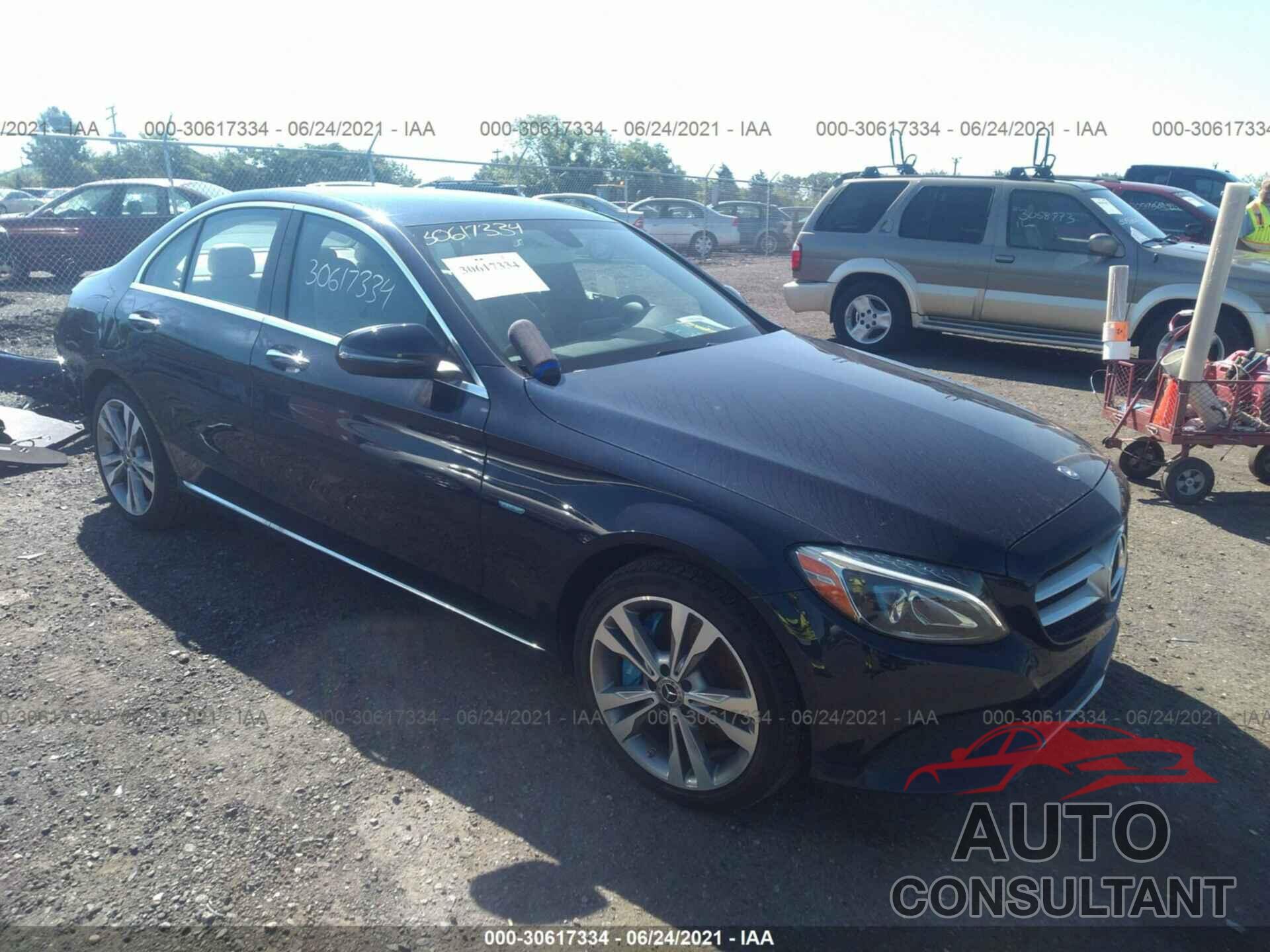 MERCEDES-BENZ C-CLASS 2017 - 55SWF4HBXHU220750