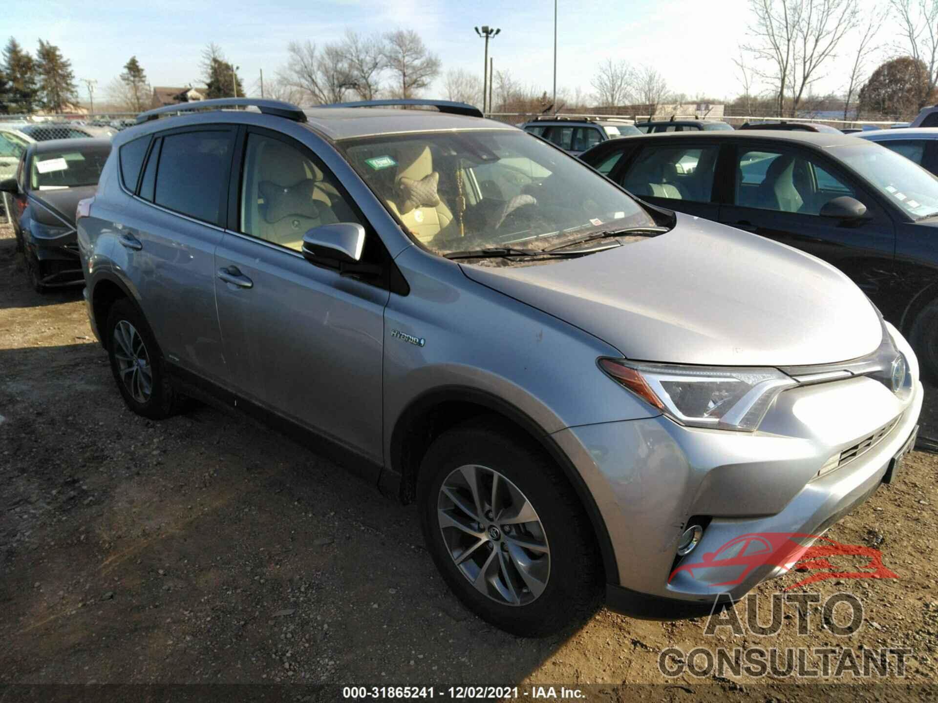 TOYOTA RAV4 2018 - JTMRJREV3JD240490