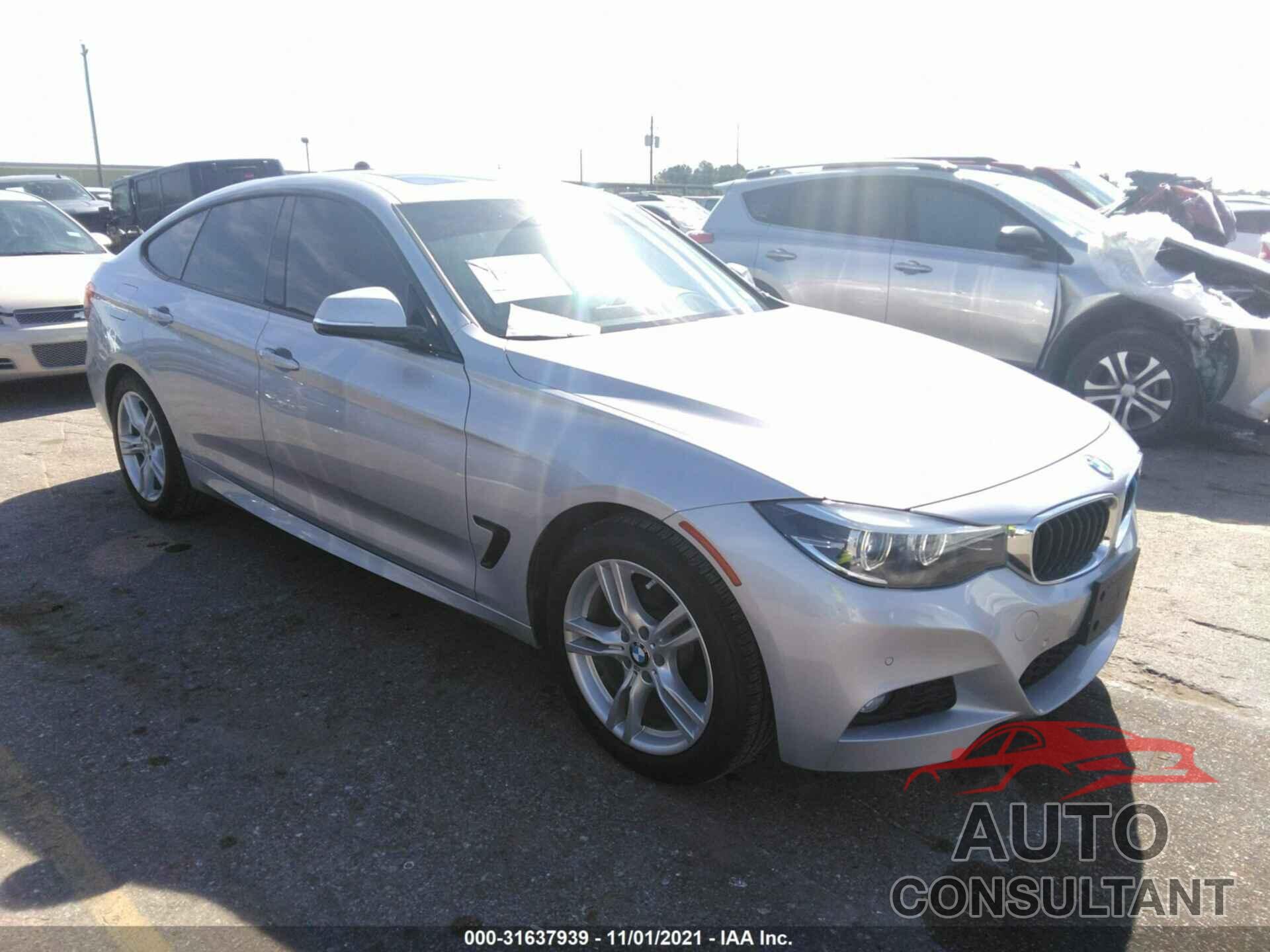 BMW 3 SERIES 2017 - WBA8Z9C3XHG826812