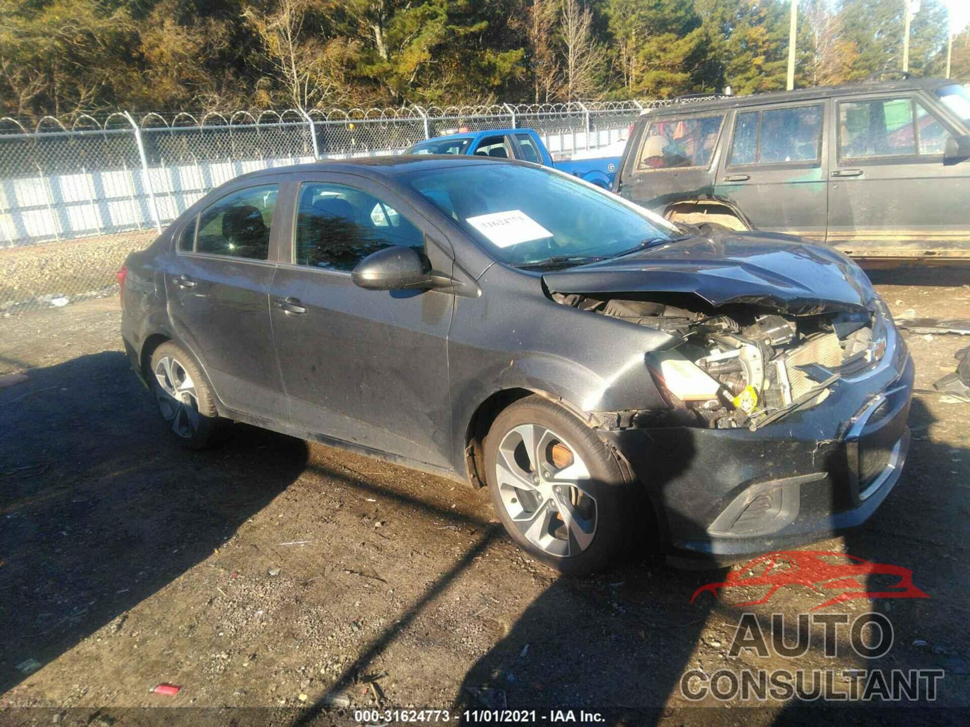 CHEVROLET SONIC 2017 - 1G1JF5SB1H4126072