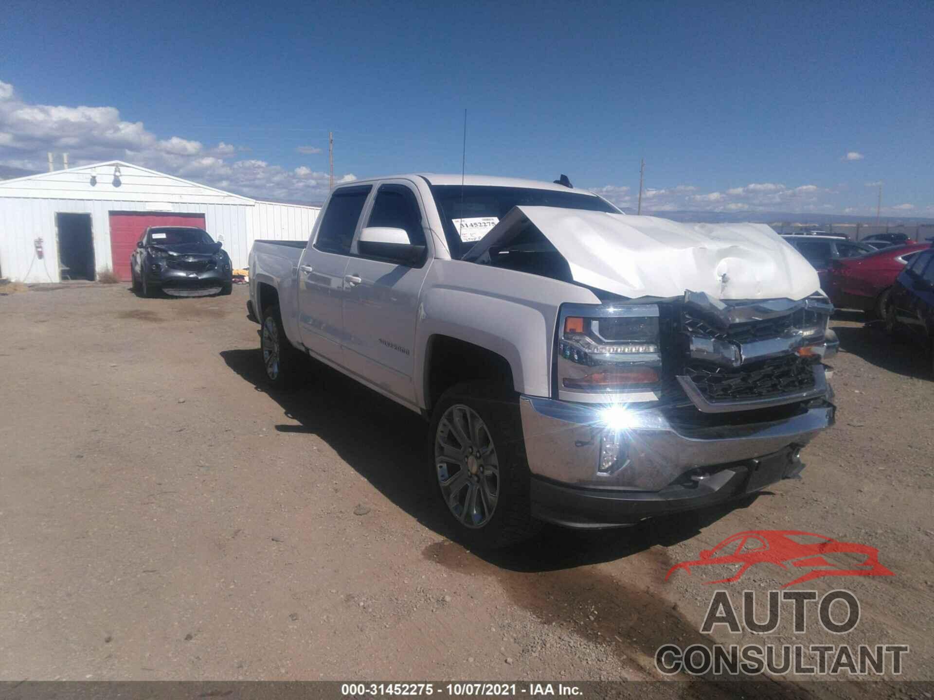 CHEVROLET SILVERADO 1500 2018 - 3GCUKREC1JG610702