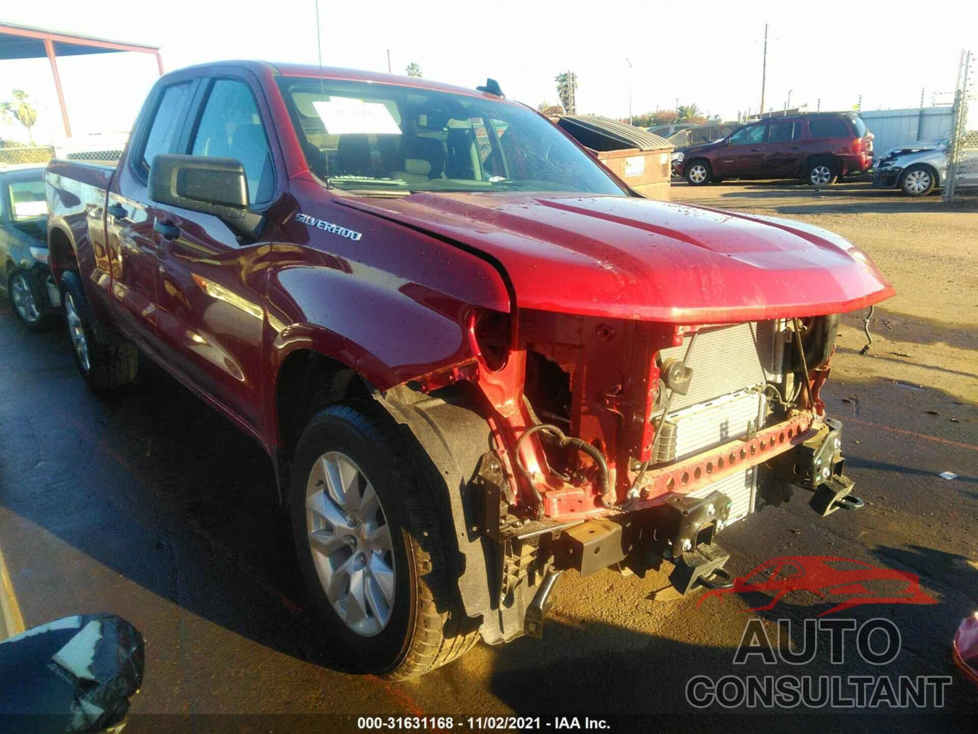 CHEVROLET SILVERADO 1500 2021 - 1GCRWBEK8MZ311947
