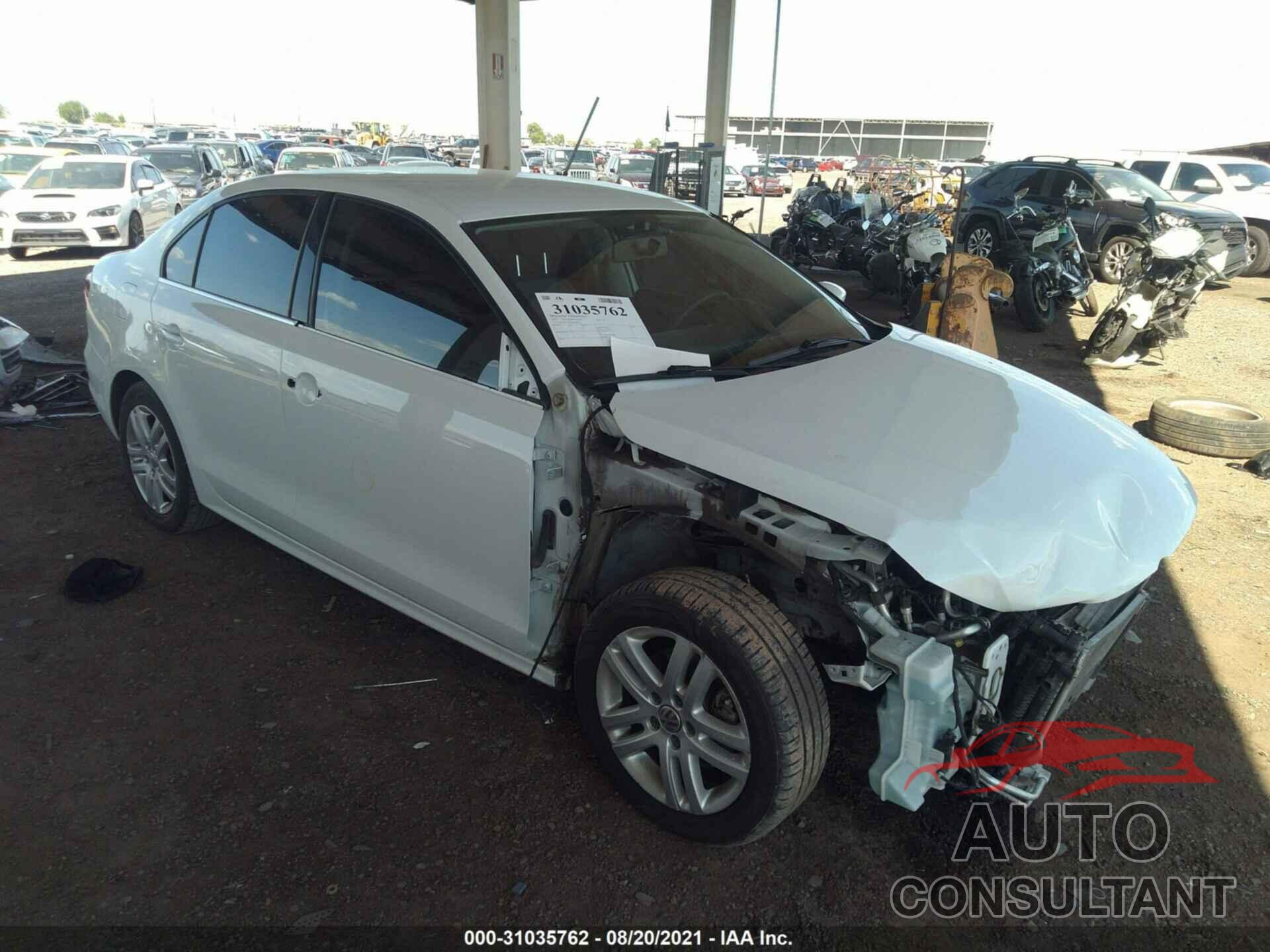 VOLKSWAGEN JETTA 2017 - 3VW2B7AJXHM310942