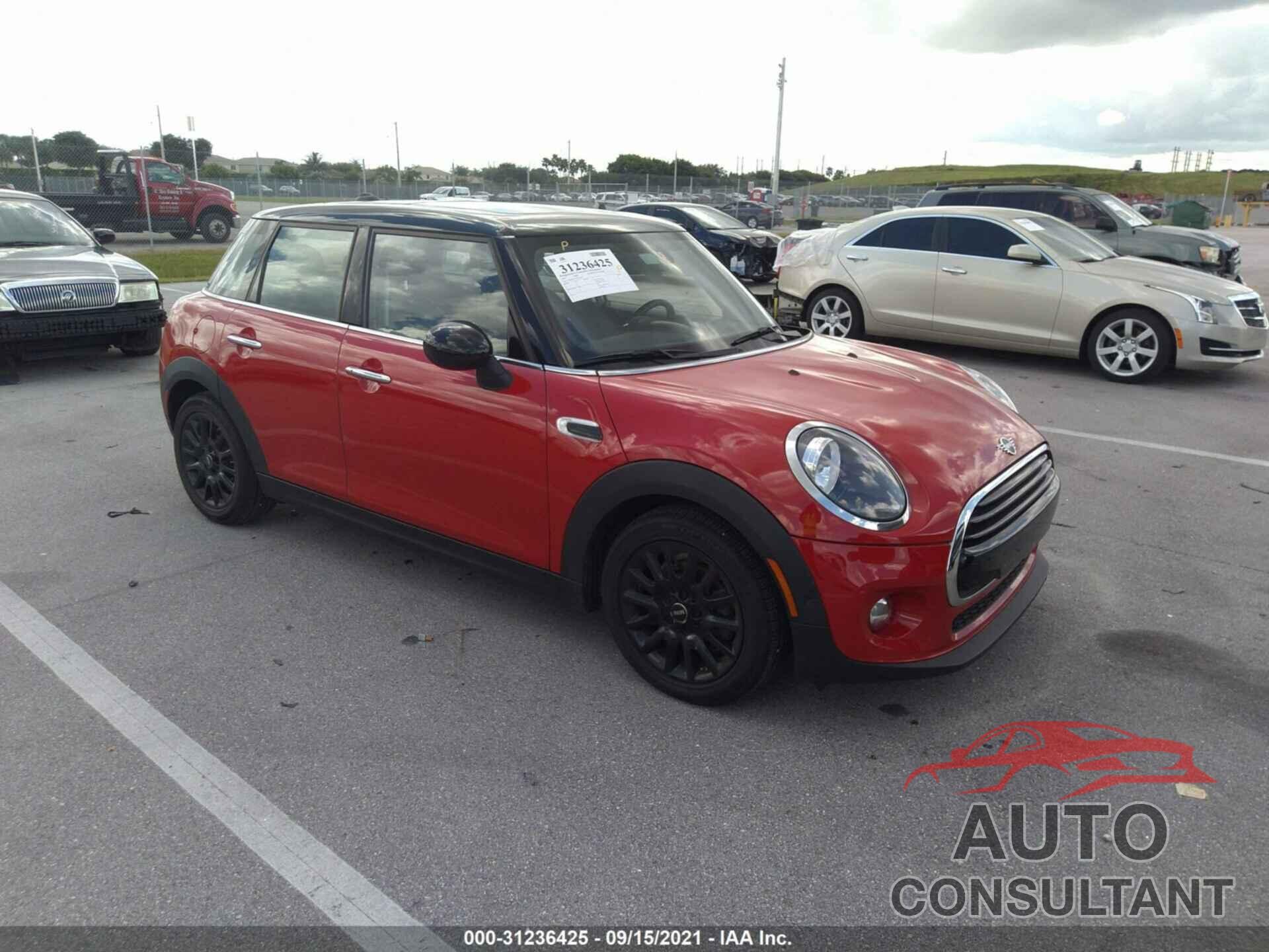 MINI HARDTOP 4 DOOR 2019 - WMWXU1C54K2J02115