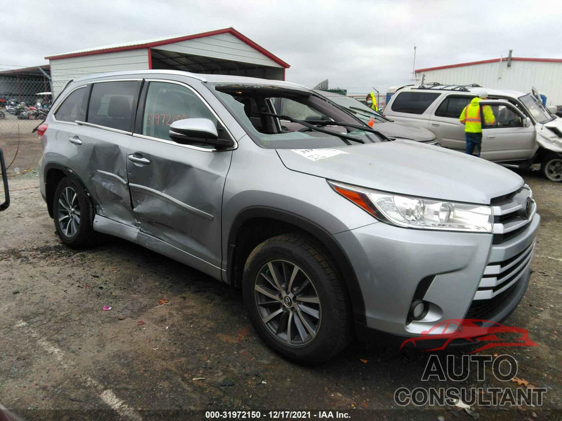TOYOTA HIGHLANDER 2018 - 5TDJZRFHXJS856674