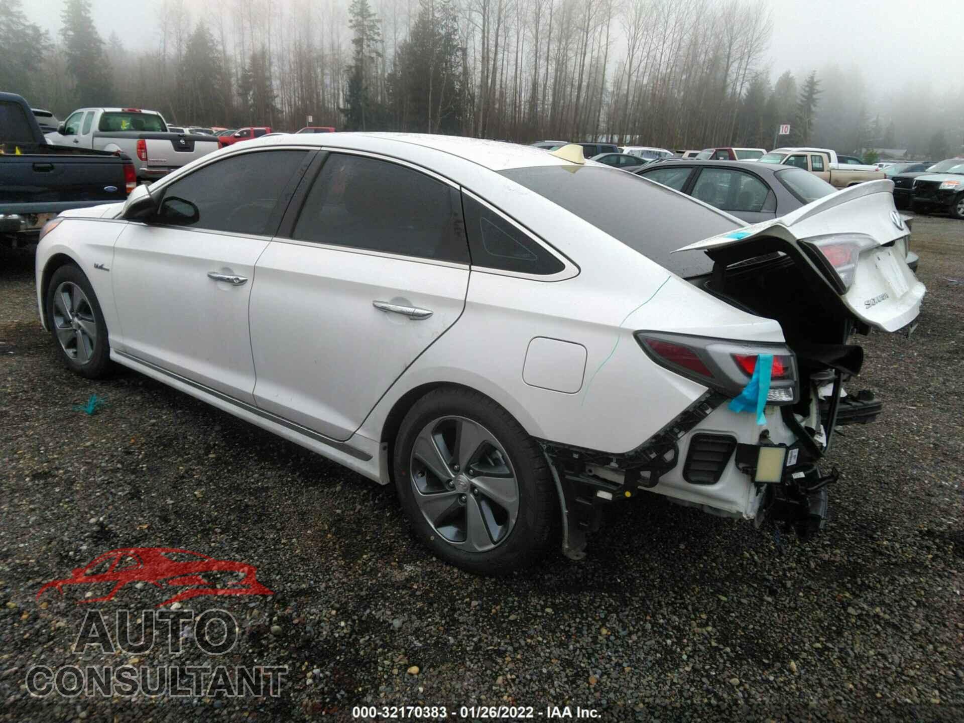 HYUNDAI SONATA HYBRID 2017 - KMHE34L14HA046084