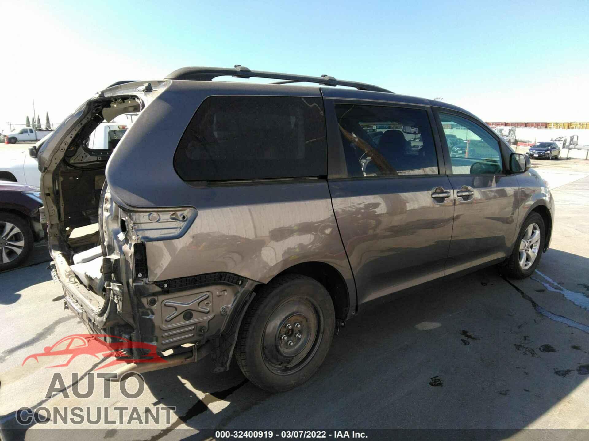 TOYOTA SIENNA 2017 - 5TDKZ3DC2HS819699
