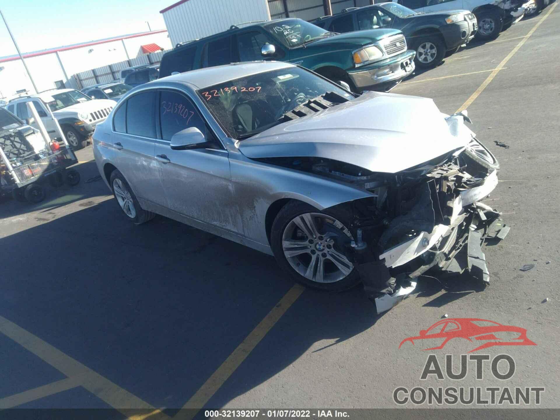 BMW 3 SERIES 2018 - WBA8D9G50JNU67000