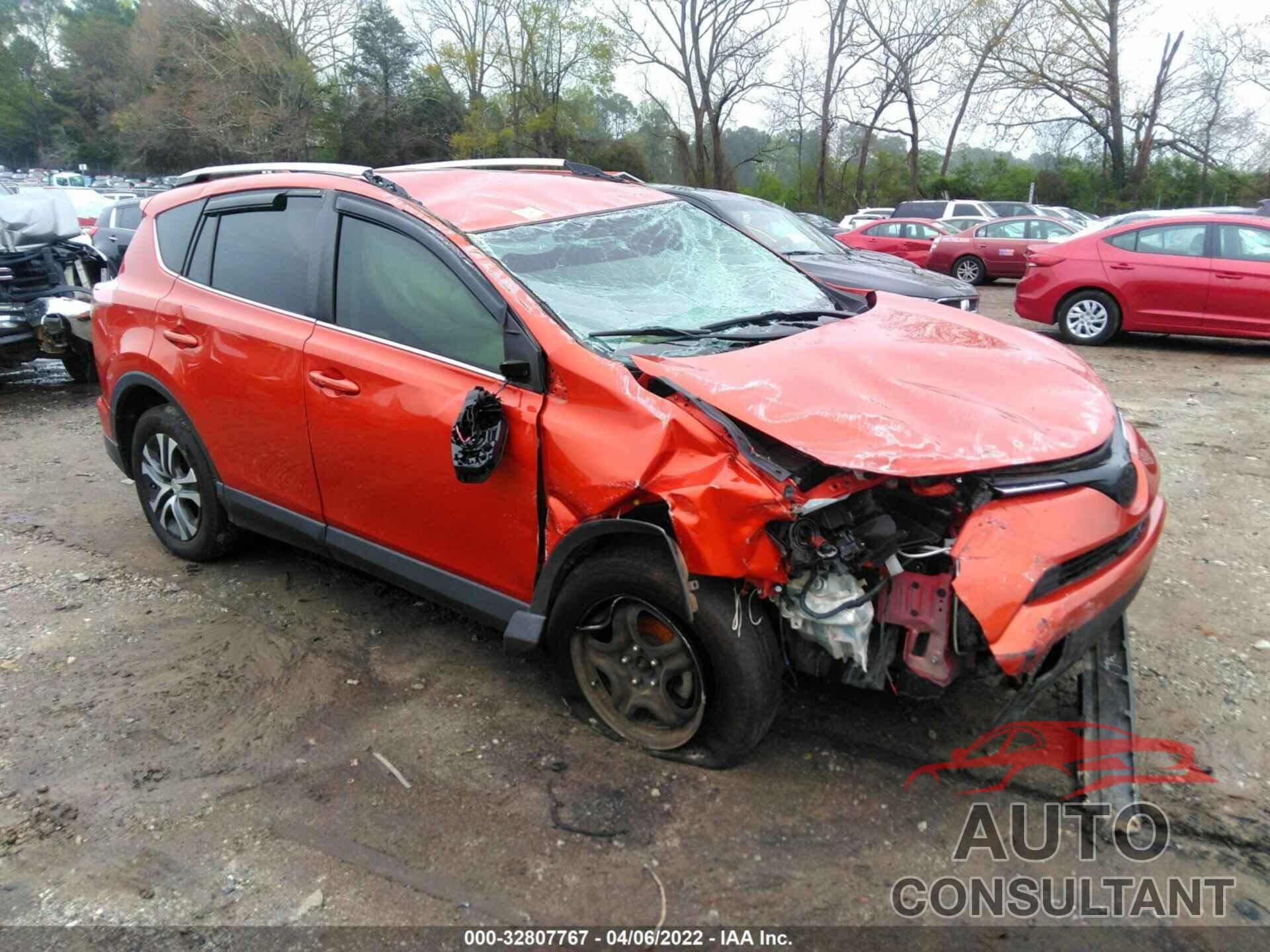 TOYOTA RAV4 2016 - JTMZFREV9GD091884