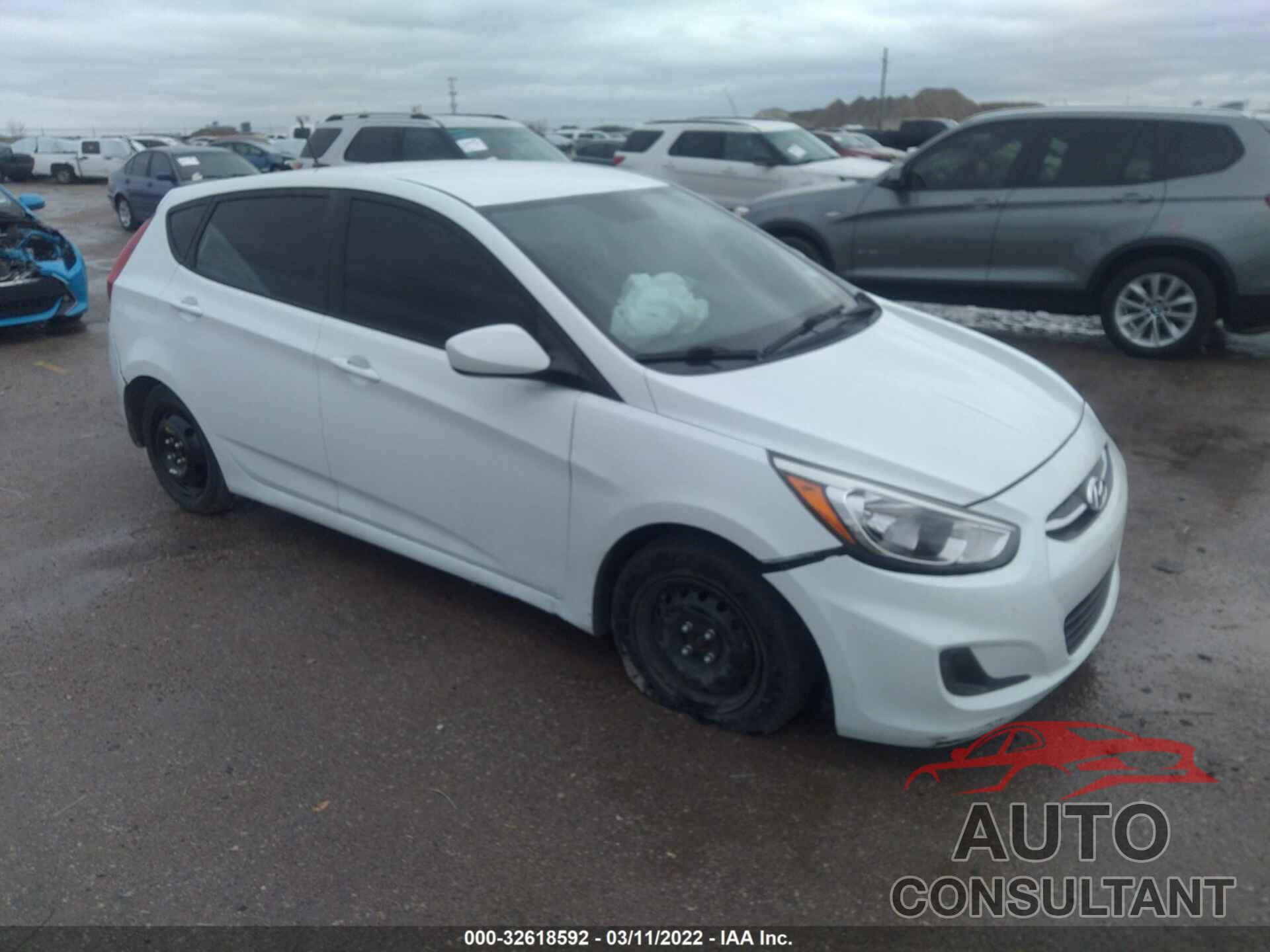 HYUNDAI ACCENT 2017 - KMHCT5AEXHU301080