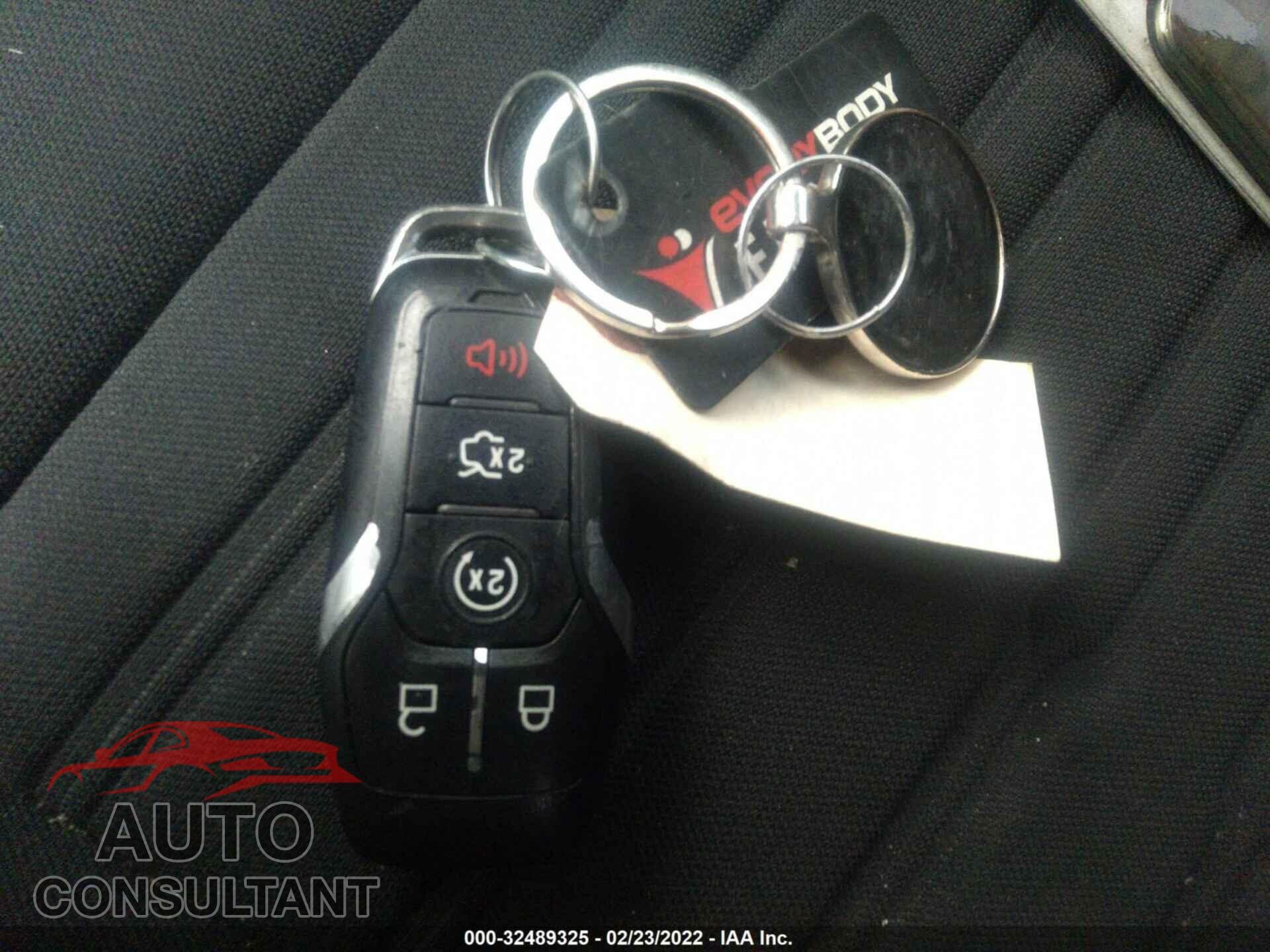 FORD MUSTANG 2017 - 1FA6P8TH2H5339823