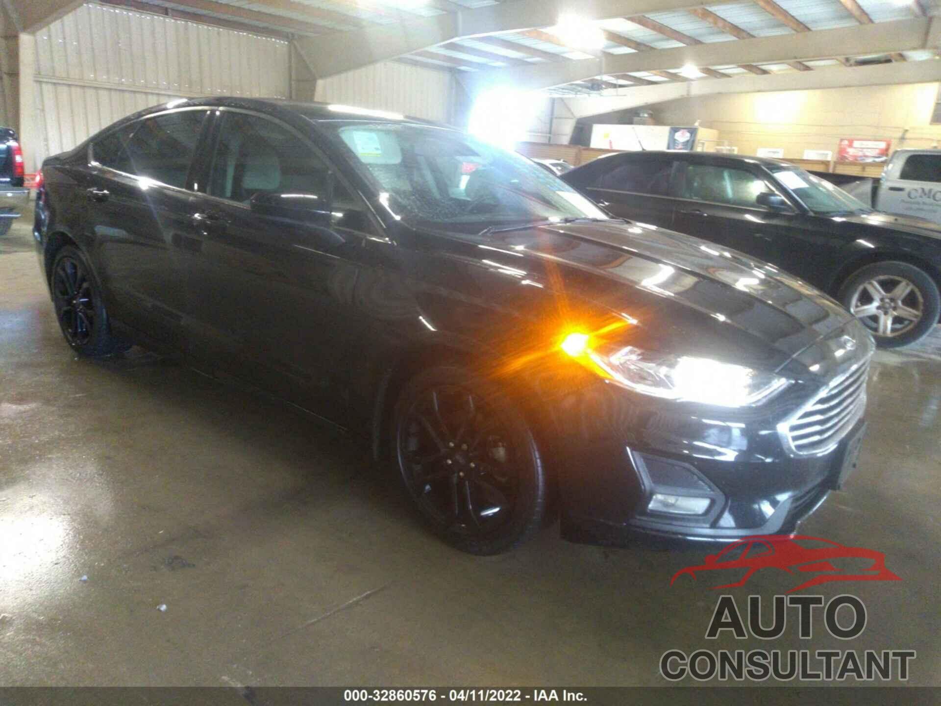 FORD FUSION 2019 - 3FA6P0HD9KR132101