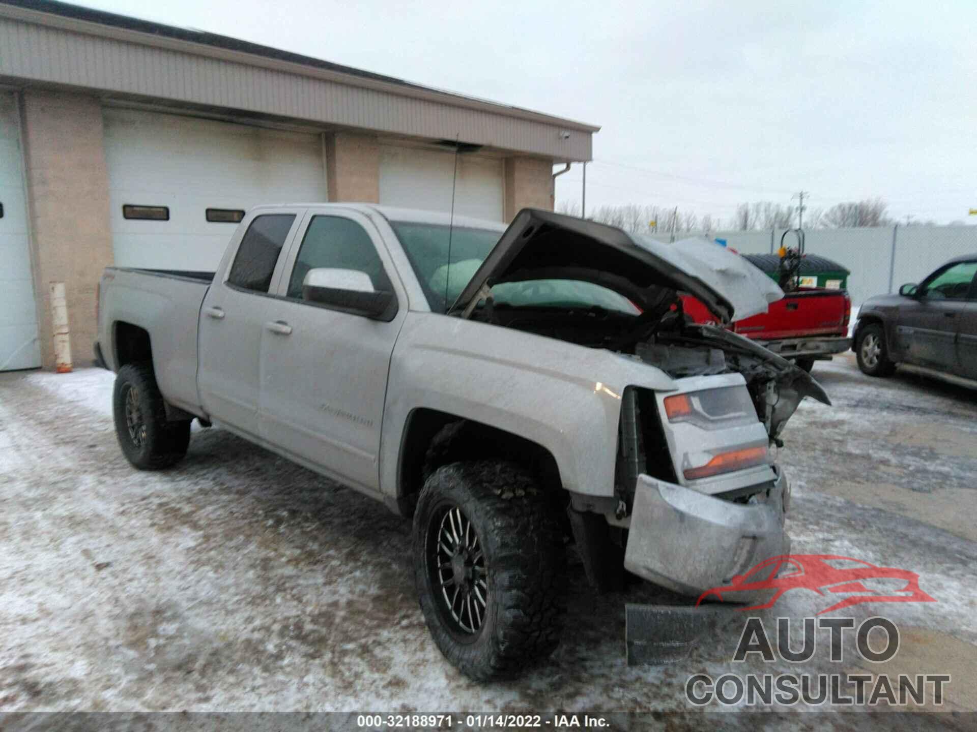 CHEVROLET SILVERADO 1500 2016 - 1GCVKREC6GZ264109