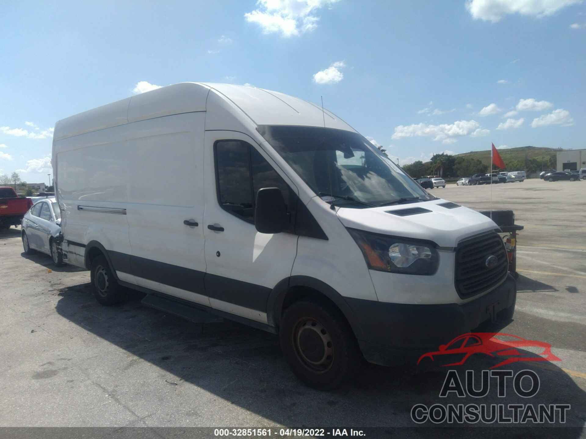 FORD TRANSIT VAN 2017 - 1FTYR3XM6HKA29814