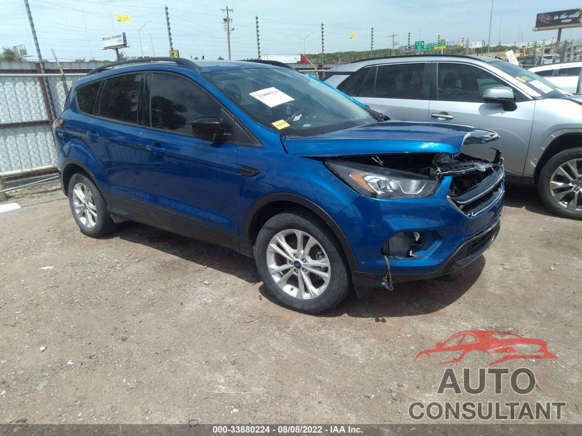 FORD ESCAPE 2018 - 1FMCU0GD0JUC70166