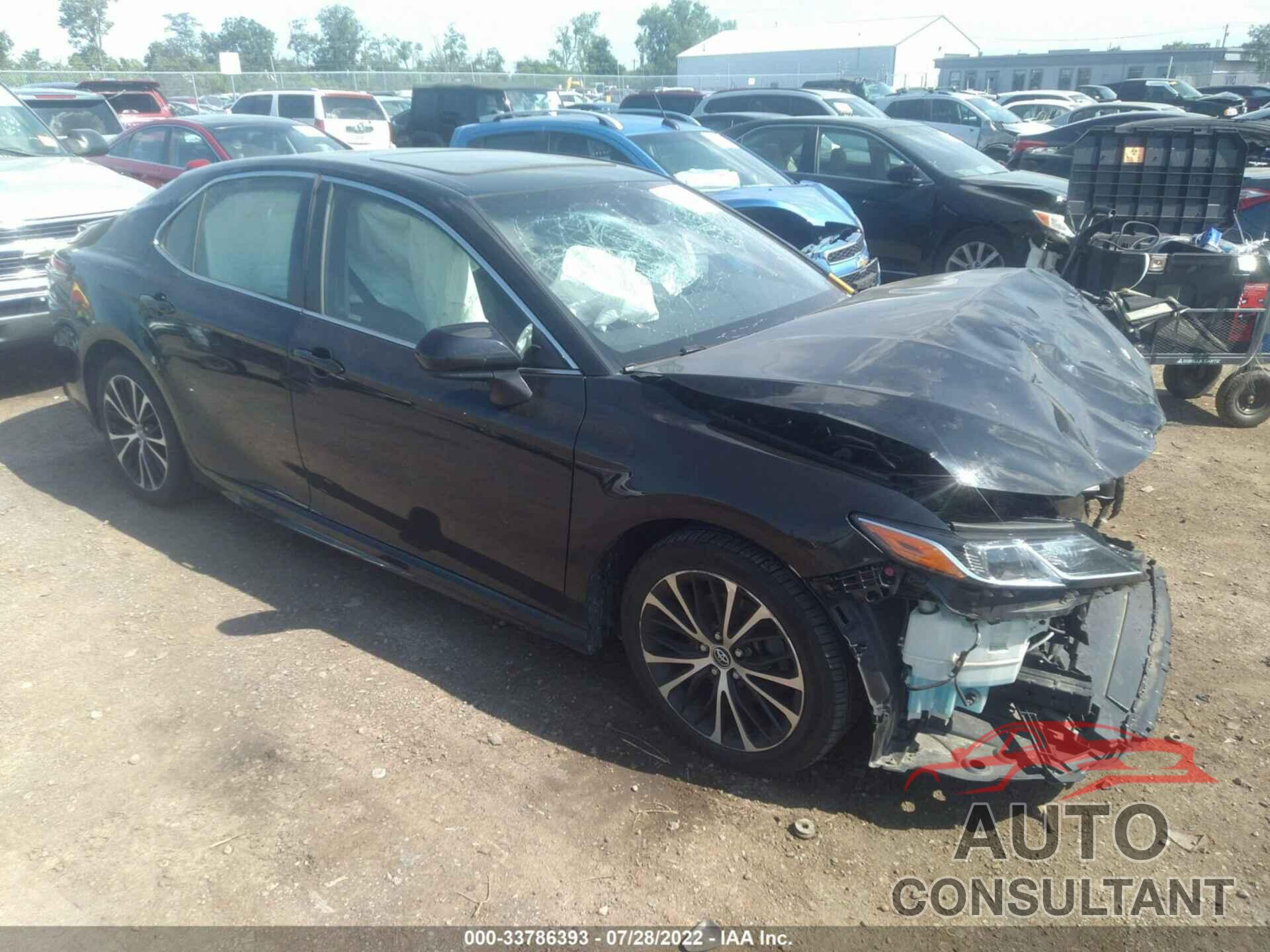 TOYOTA CAMRY 2018 - JTNB11HK9J3012550