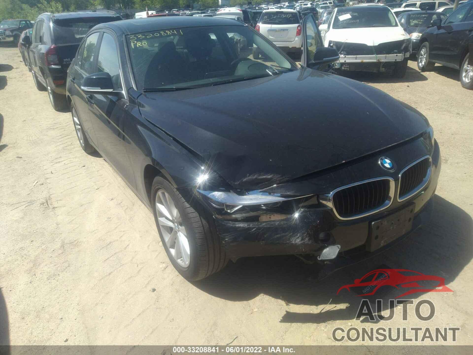 BMW 3 SERIES 2017 - WBA8E5G52HNU22401