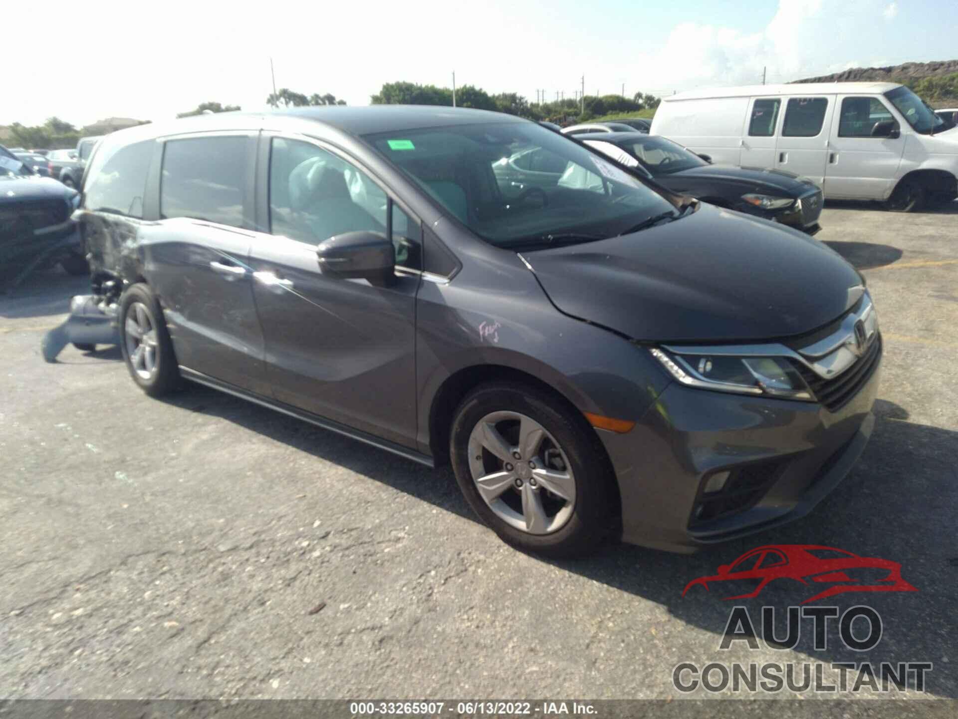 HONDA ODYSSEY 2018 - 5FNRL6H51JB076931