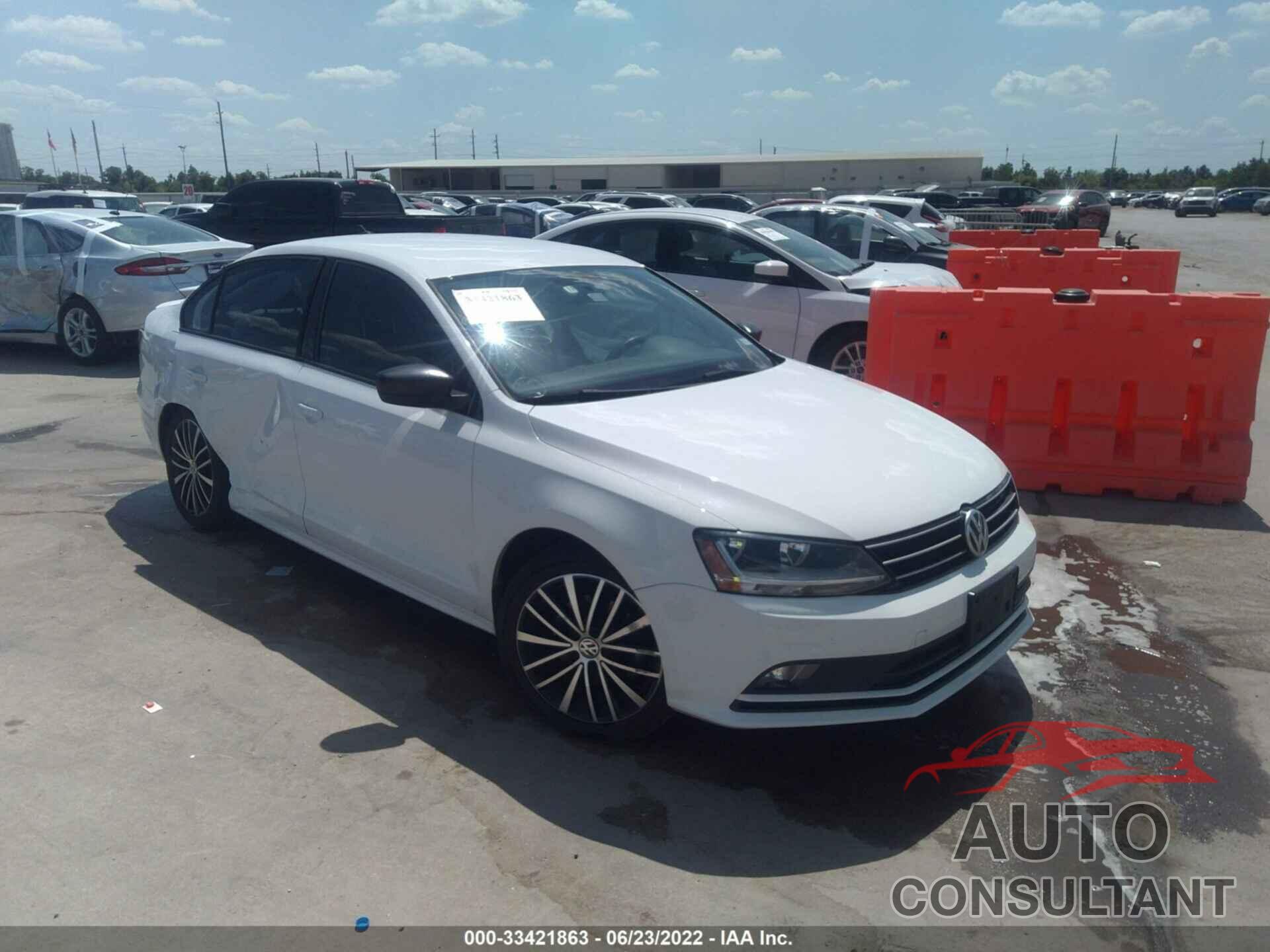 VOLKSWAGEN JETTA 2017 - 3VWD17AJ9HM299900