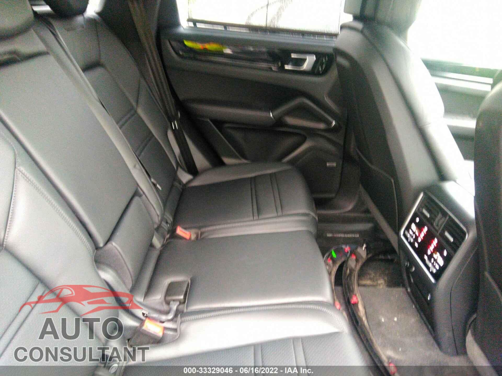 PORSCHE CAYENNE 2021 - WP1AA2AY0MDA01731