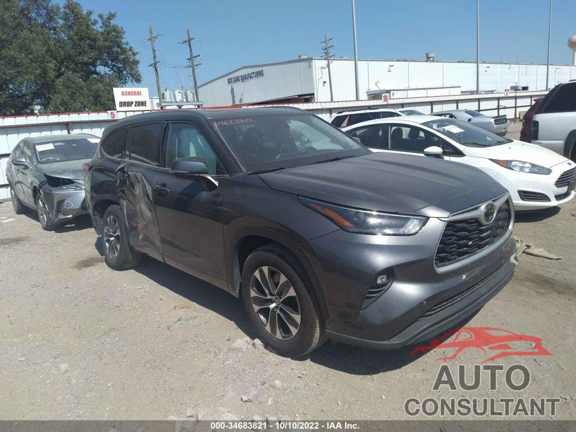TOYOTA HIGHLANDER 2021 - 5TDGZRAH8MS523802