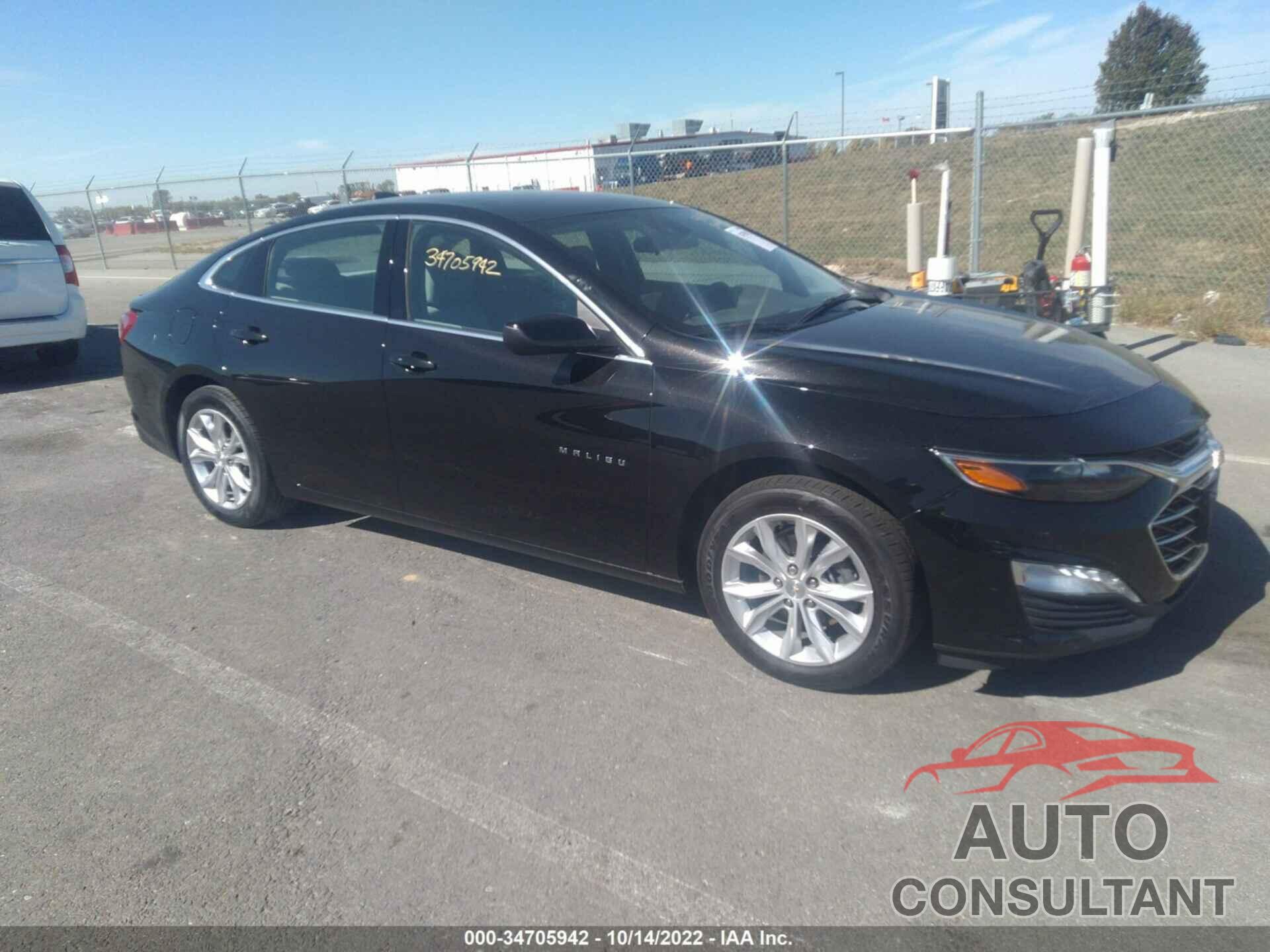 CHEVROLET MALIBU 2020 - 1G1ZD5ST3LF062728