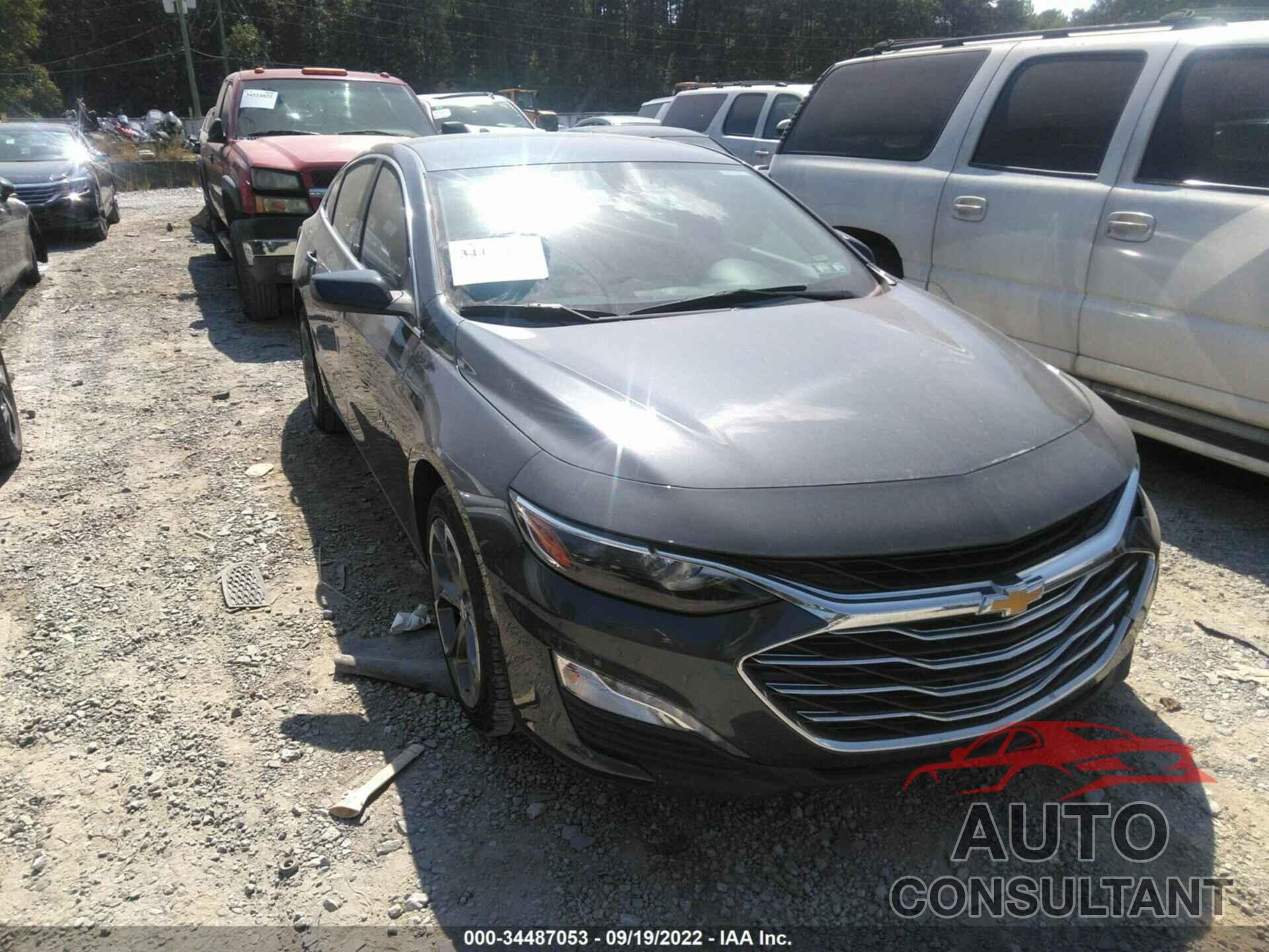 CHEVROLET MALIBU 2021 - 1G1ZD5ST5MF073540