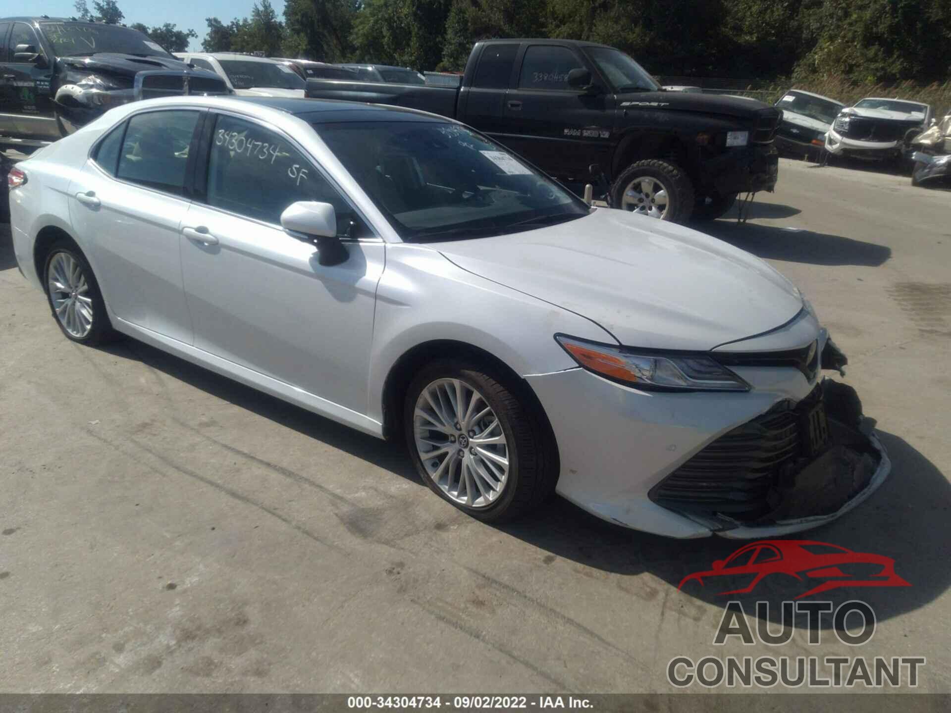 TOYOTA CAMRY 2019 - 4T1B11HK6KU693908