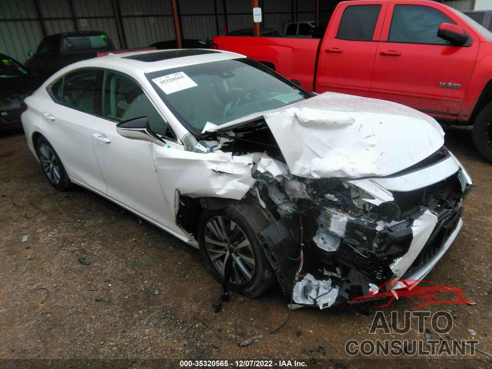 LEXUS ES 2019 - 58ABZ1B10KU048513