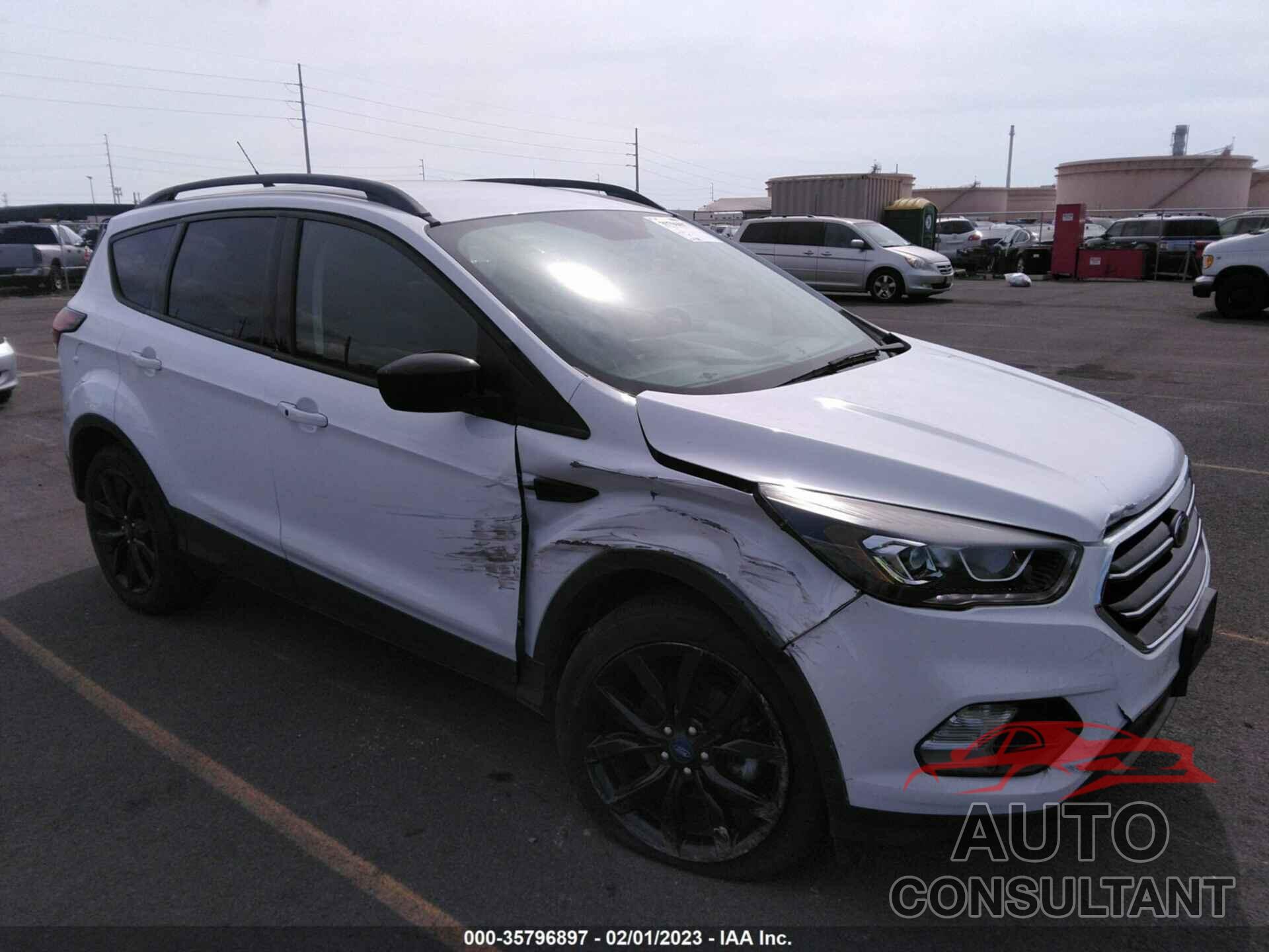 FORD ESCAPE 2019 - 1FMCU0GD7KUA25219