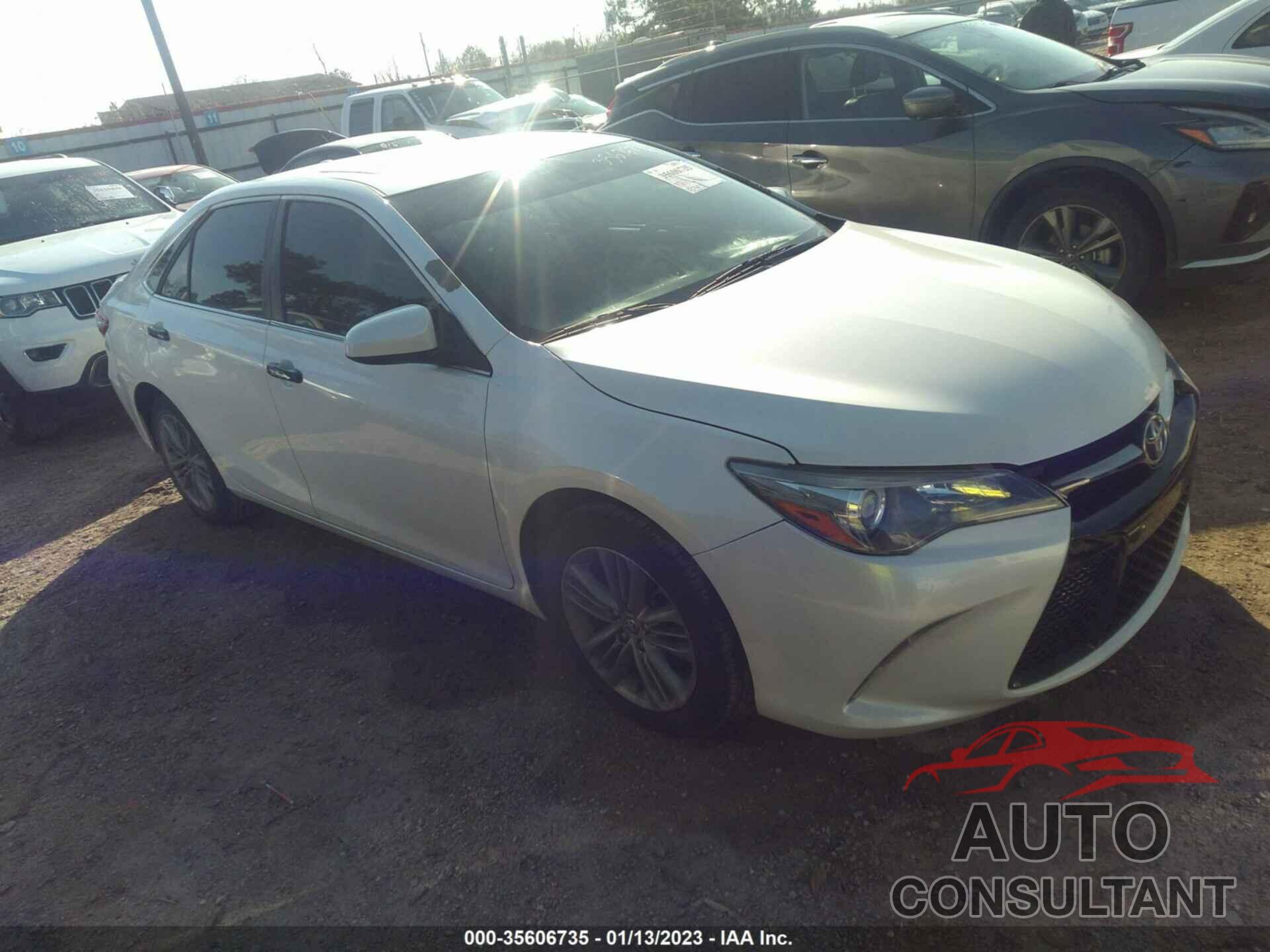 TOYOTA CAMRY 2015 - 4T1BF1FK7FU058318
