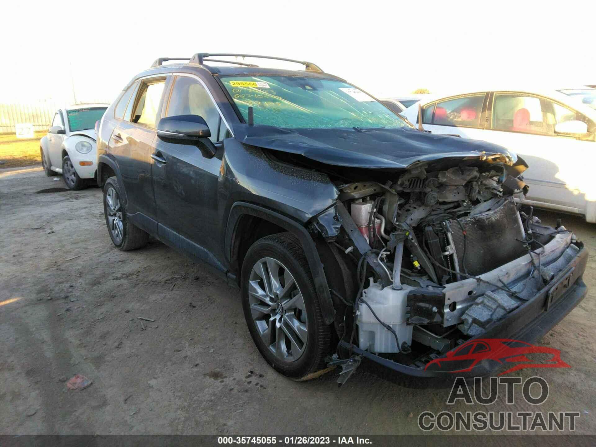 TOYOTA RAV4 2019 - 2T3C1RFV0KW022175